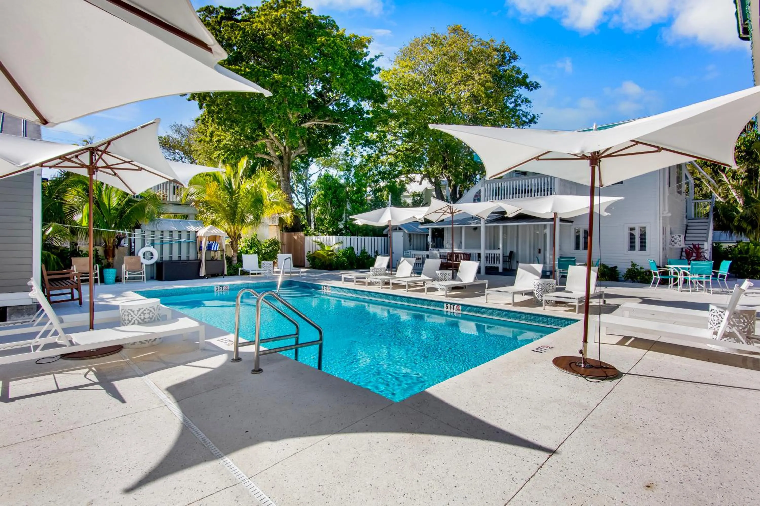 Swimming pool in Eden House