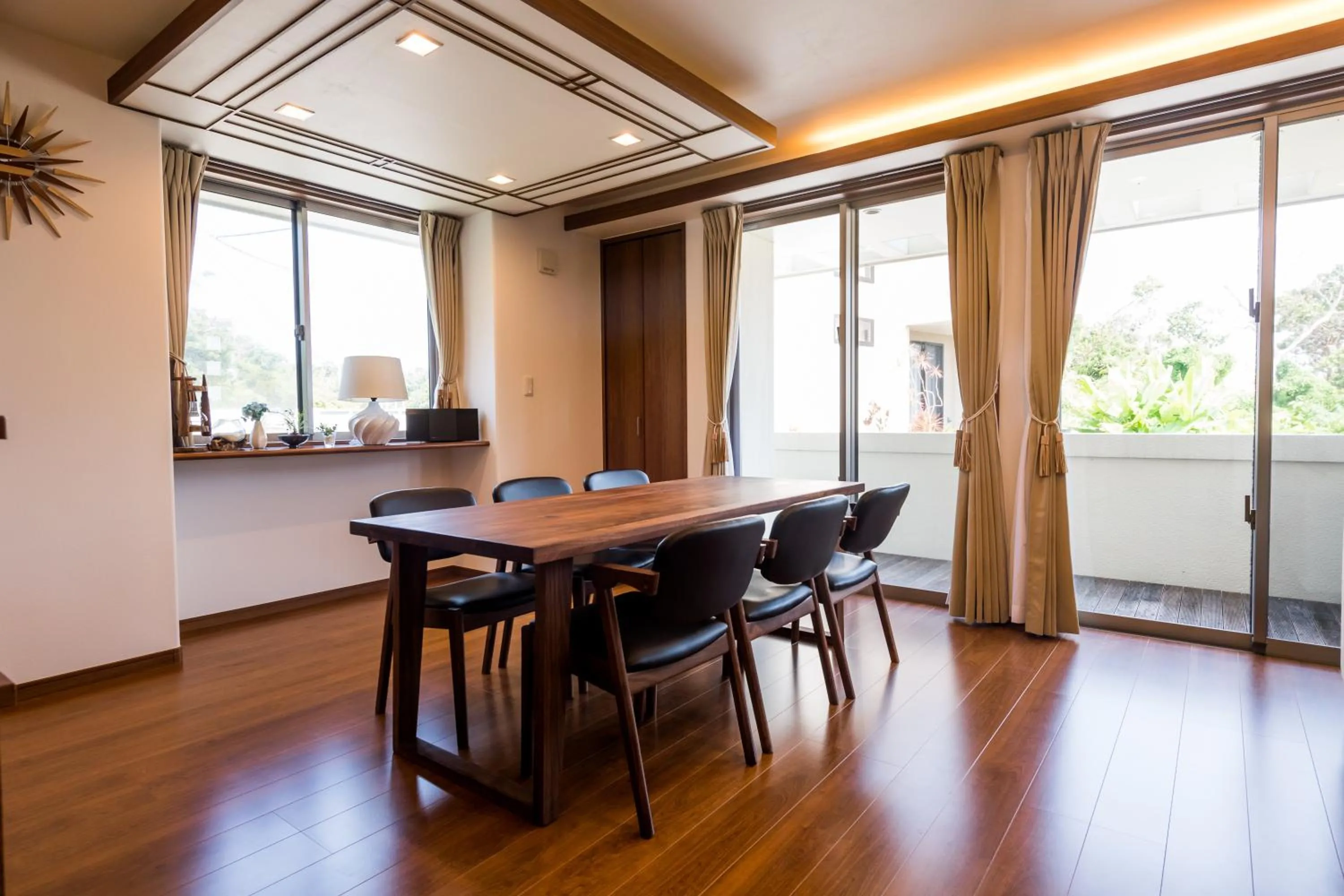 Dining area in E-horizon Resort 名護