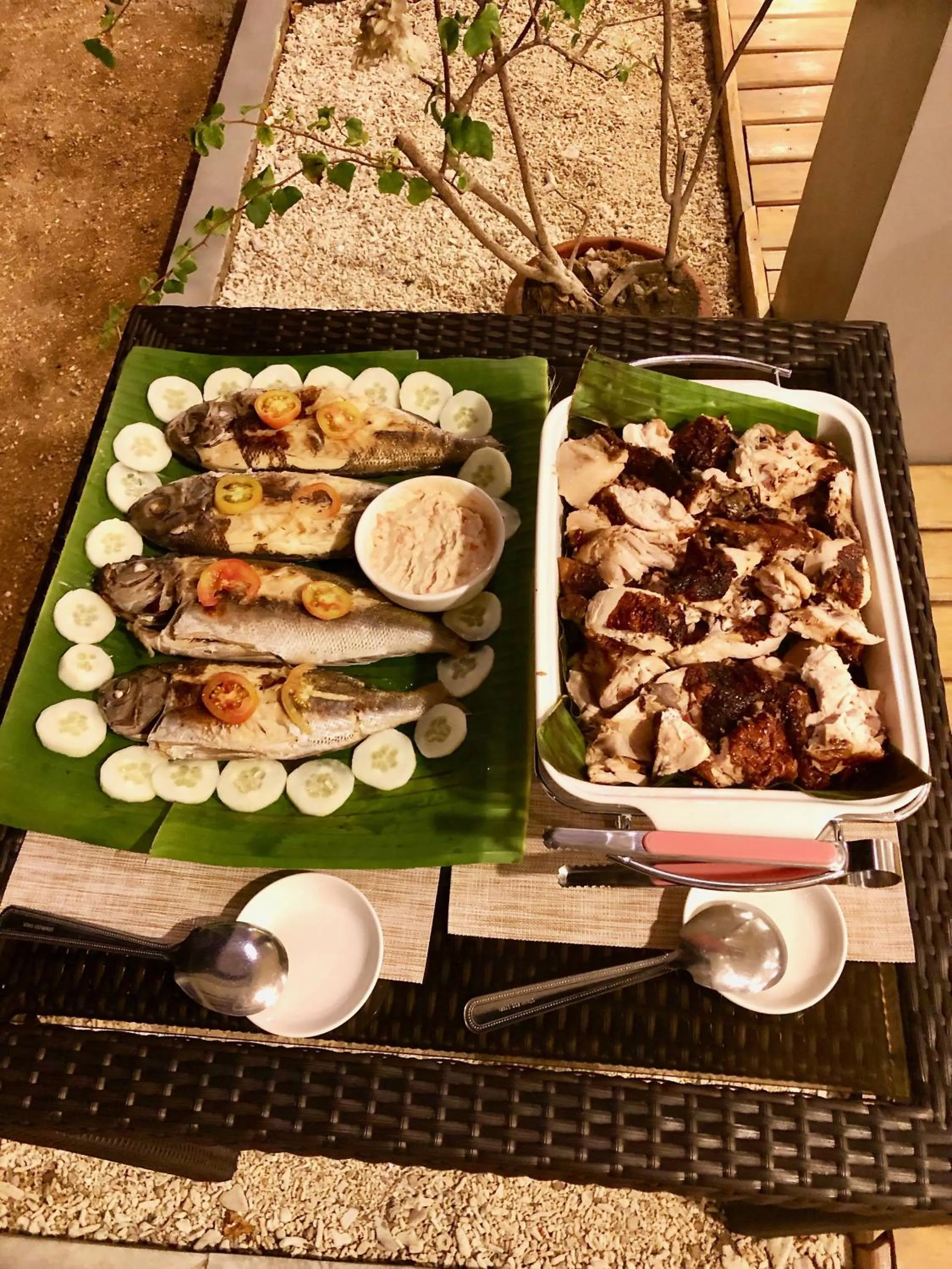 Breakfast in Sunset Cove Beach & Dive Resort