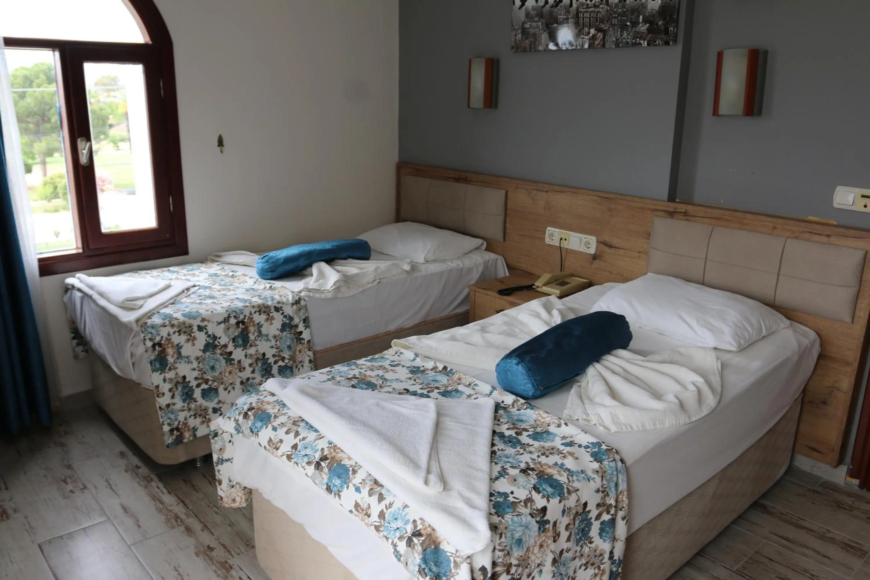 Bed in Eroglu City Hotel