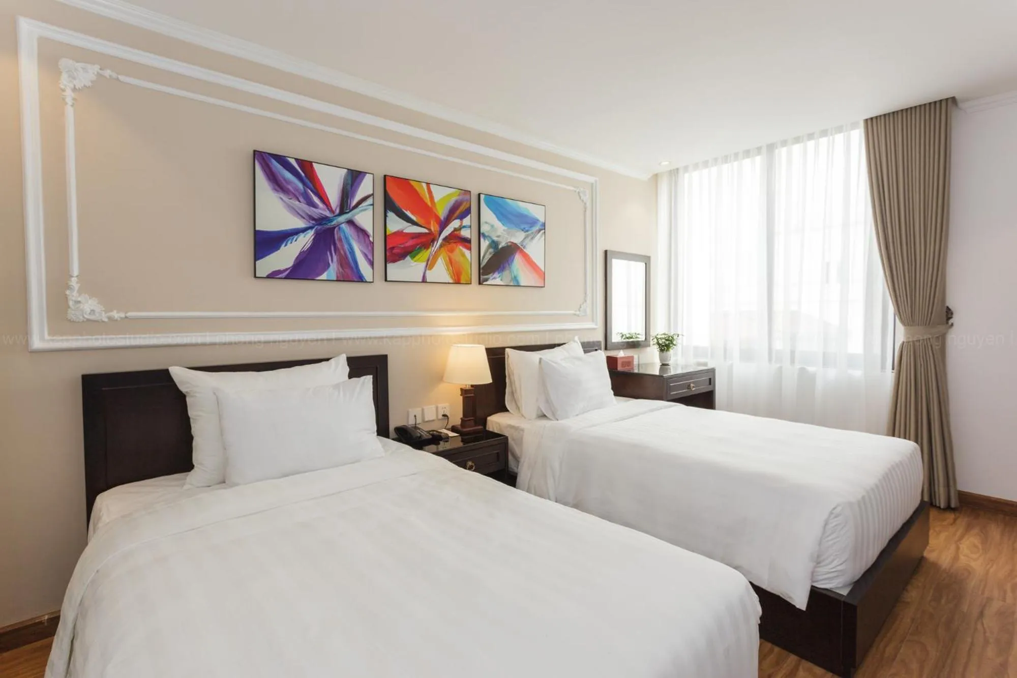 Bed in Hotel De La Seine