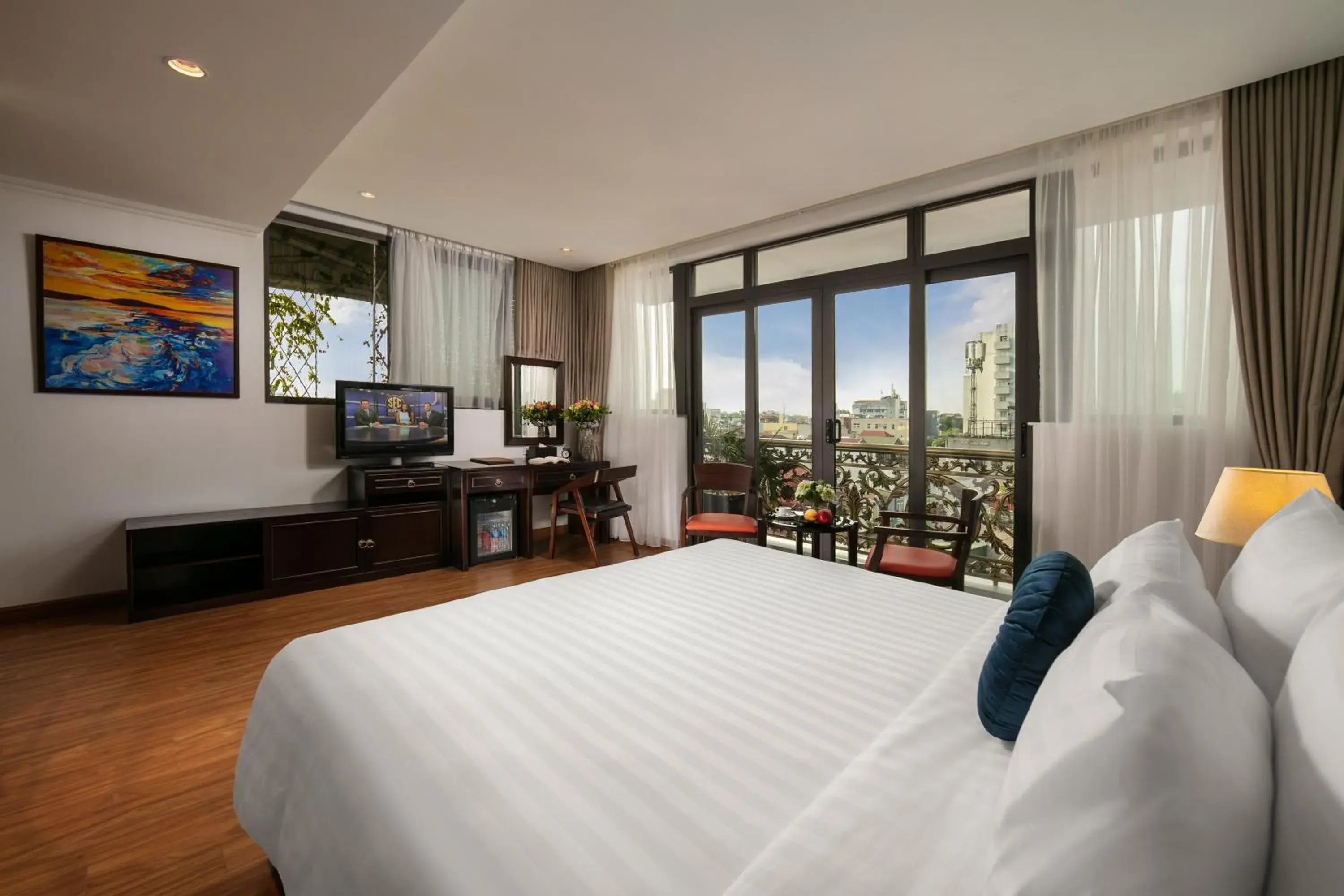 Suite with City View in Hotel De La Seine Suite with City View in Hotel De La Seine