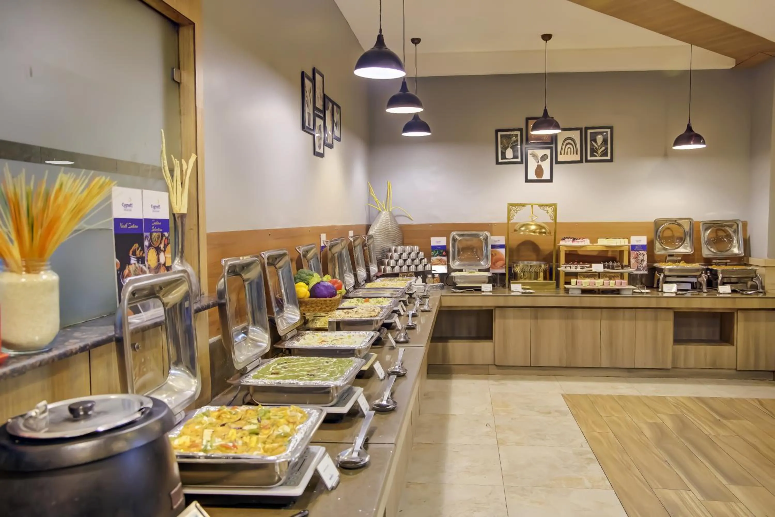 Restaurant/places to eat in Cygnett Resort Mountain Breeze