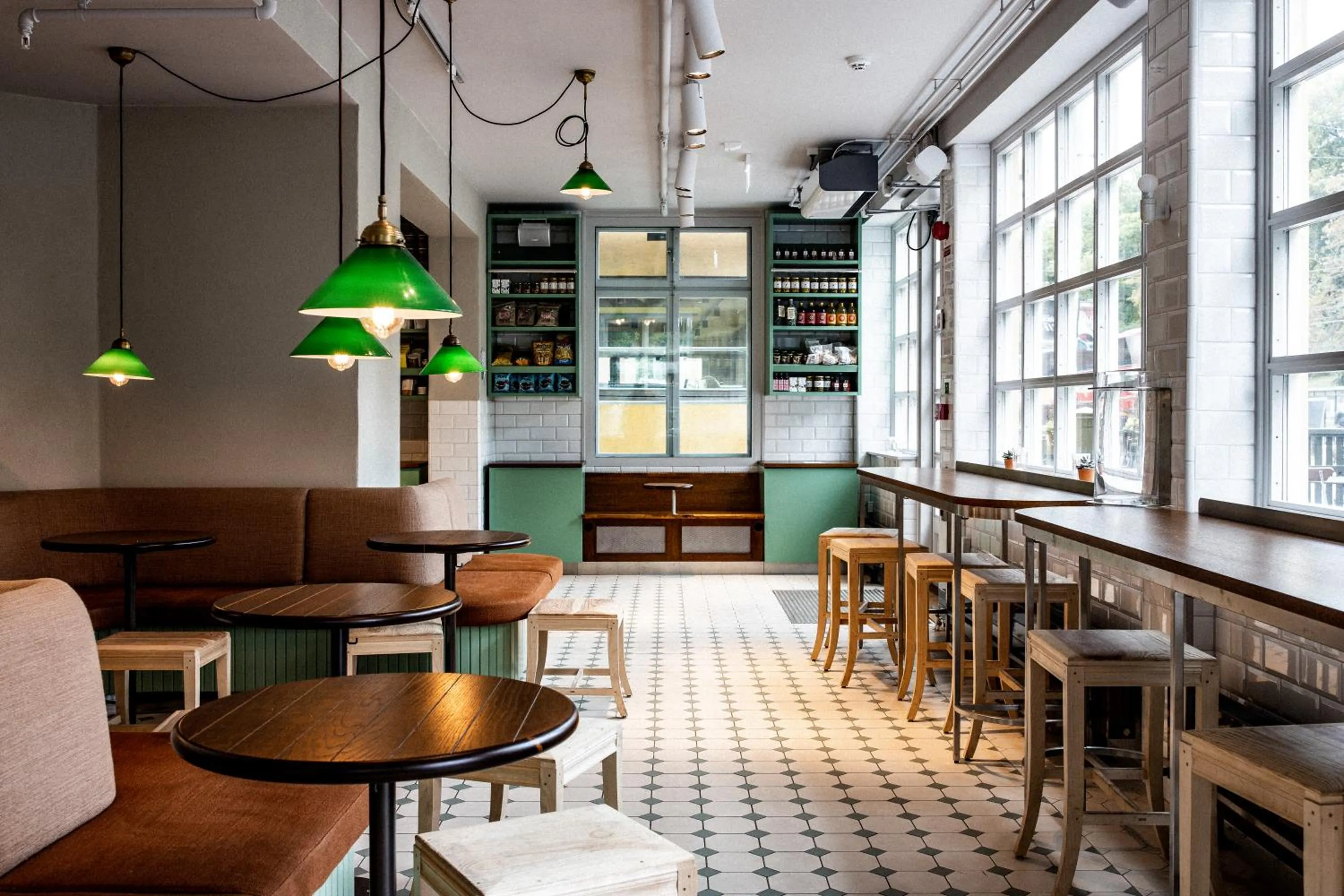 Restaurant/places to eat, Lounge/Bar in Pop House Hotel