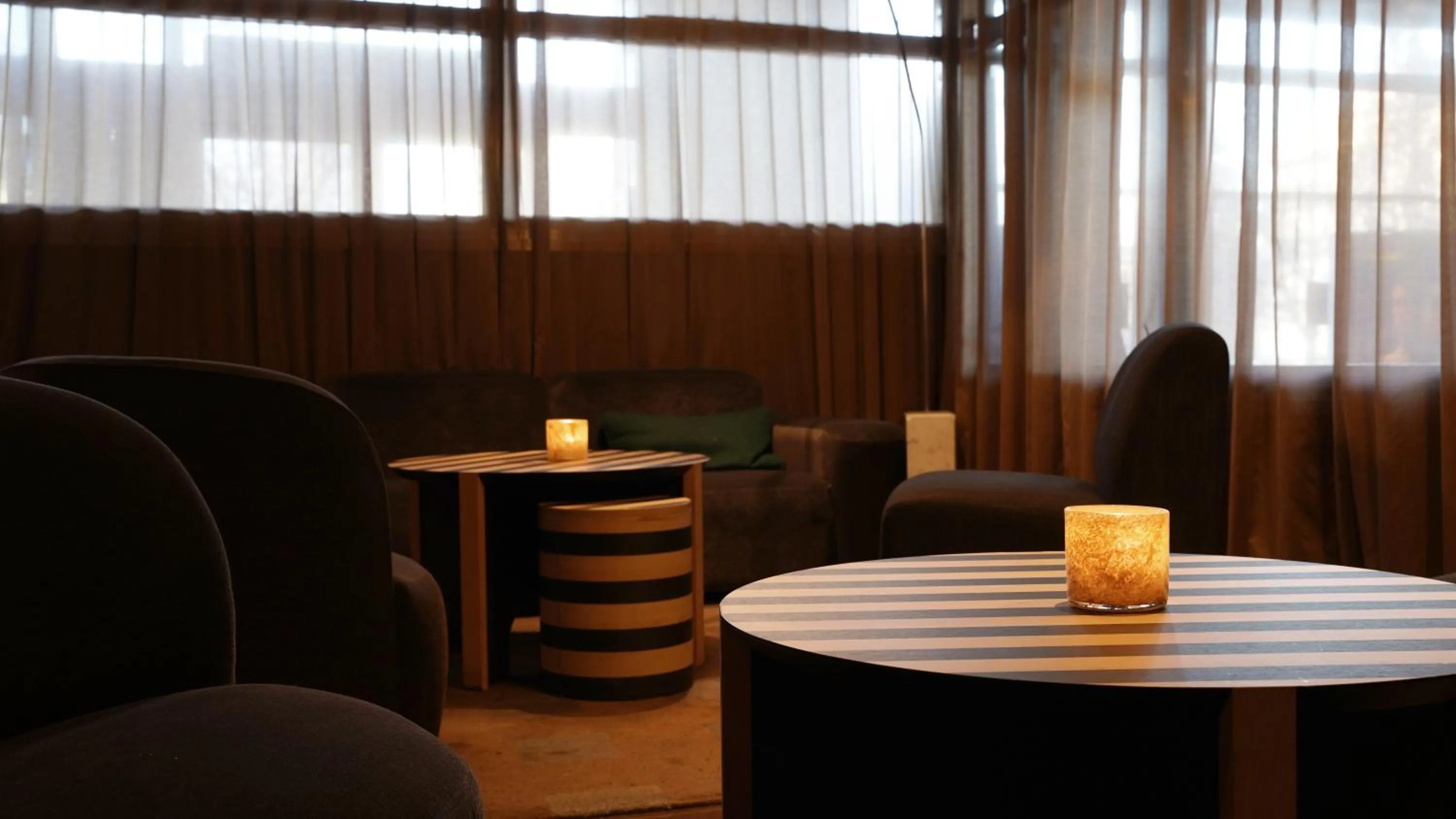 Communal lounge/ TV room in Quality Hotel Sundsvall