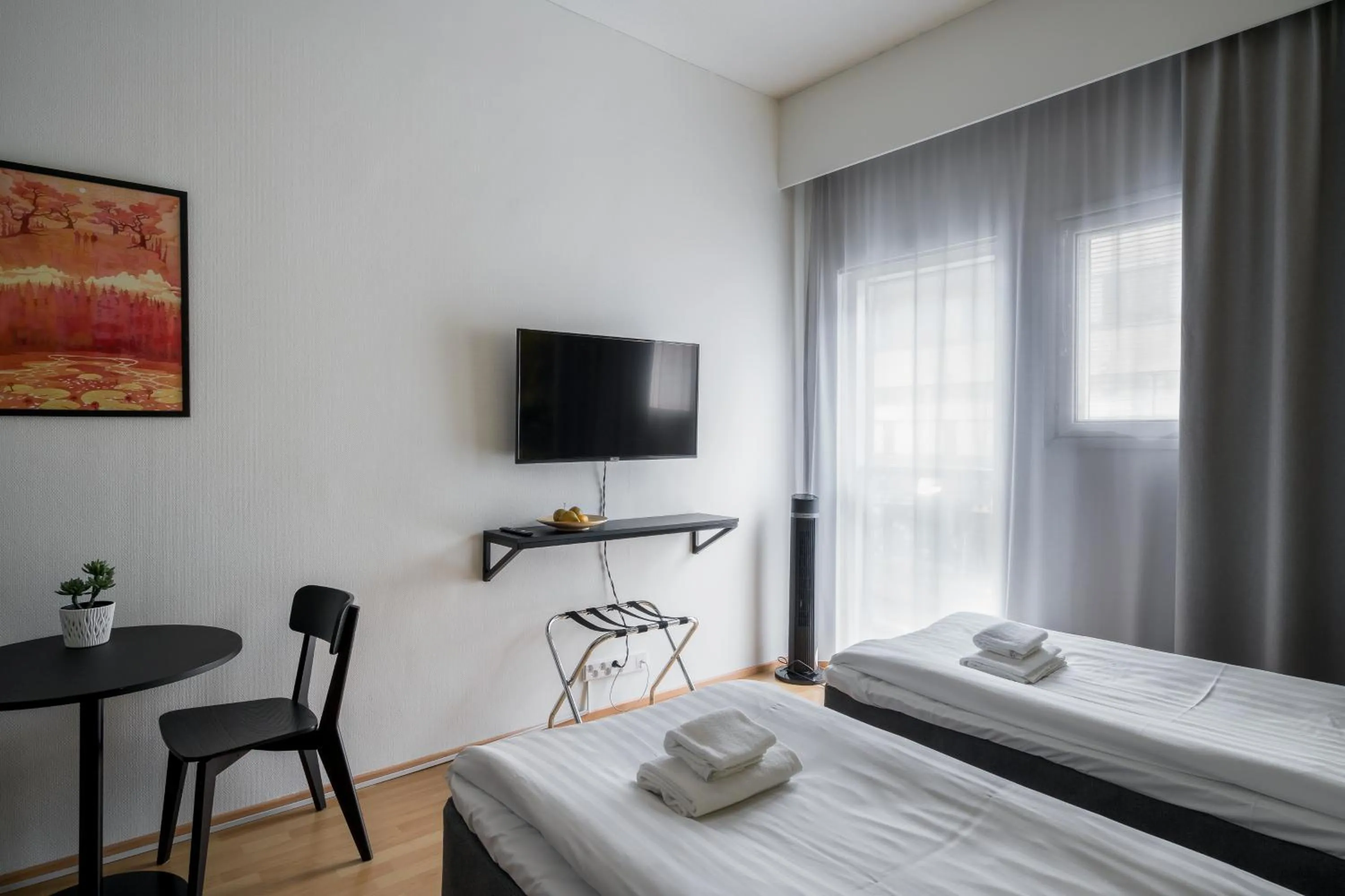 TV and multimedia, Bed in Hiisi Hotel Lohja