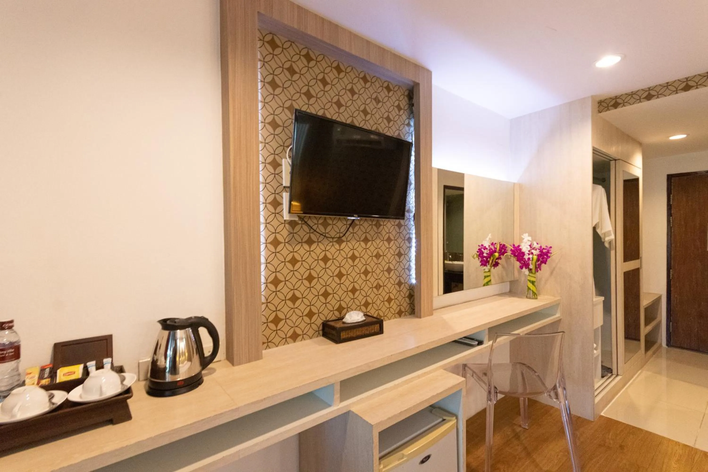 TV and multimedia in Aochalong Villa Resort & Spa - SHA Plus