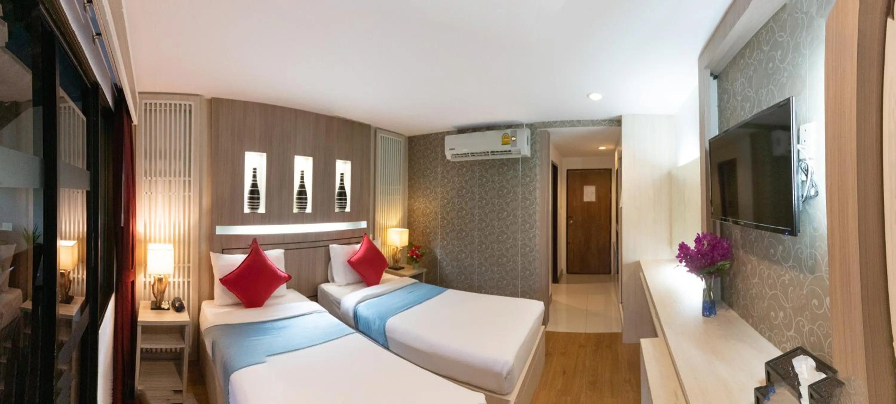 Photo of the whole room, Bed in Aochalong Villa Resort & Spa - SHA Plus