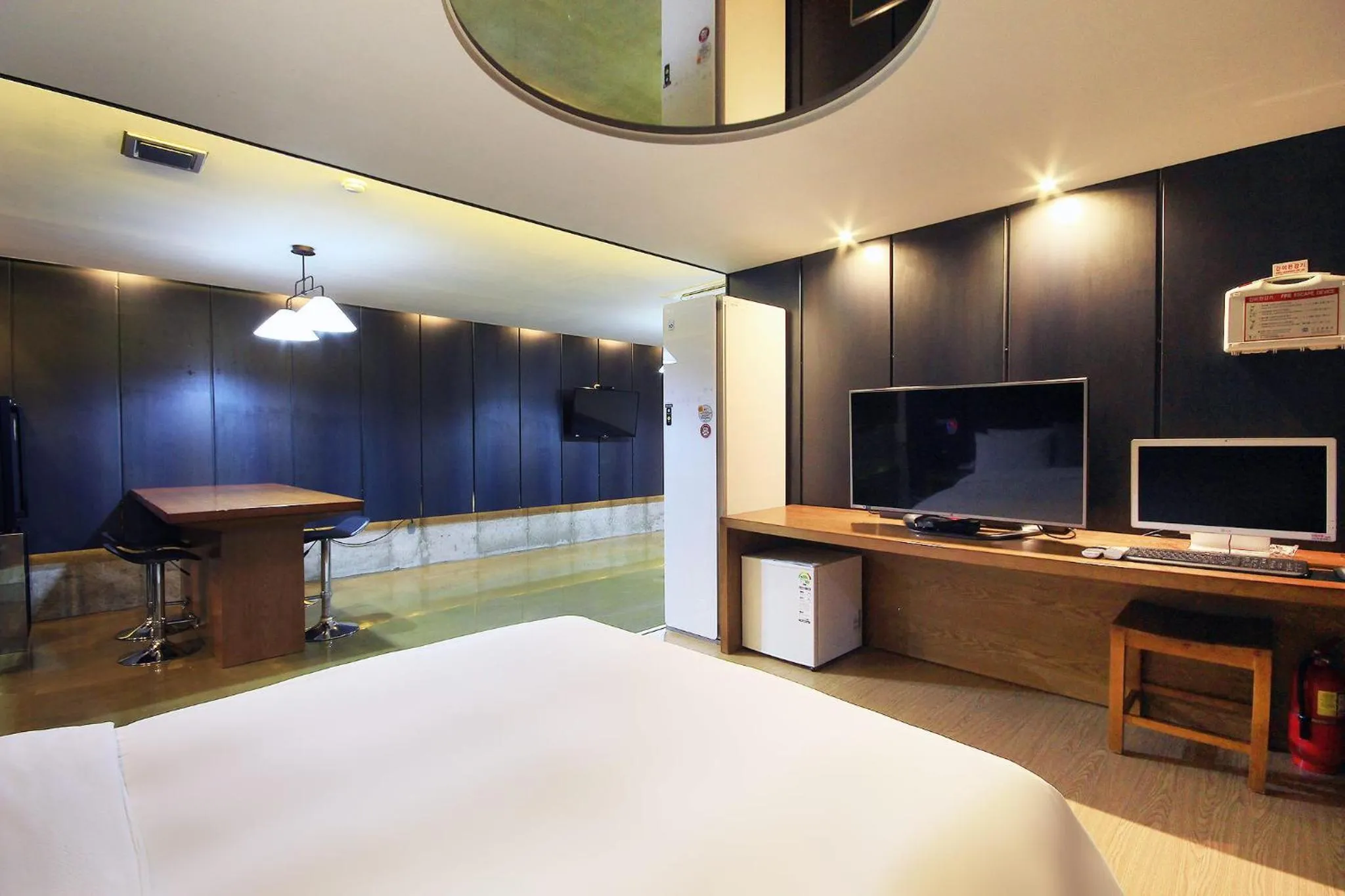 Decorative detail in H Drive Hotel