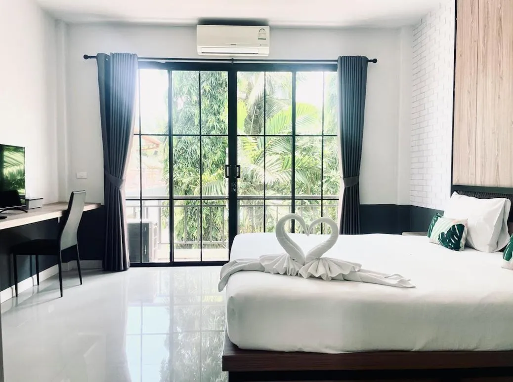 Bed in PP GRAND KAMALA HOTEL-SHA Extra Plus