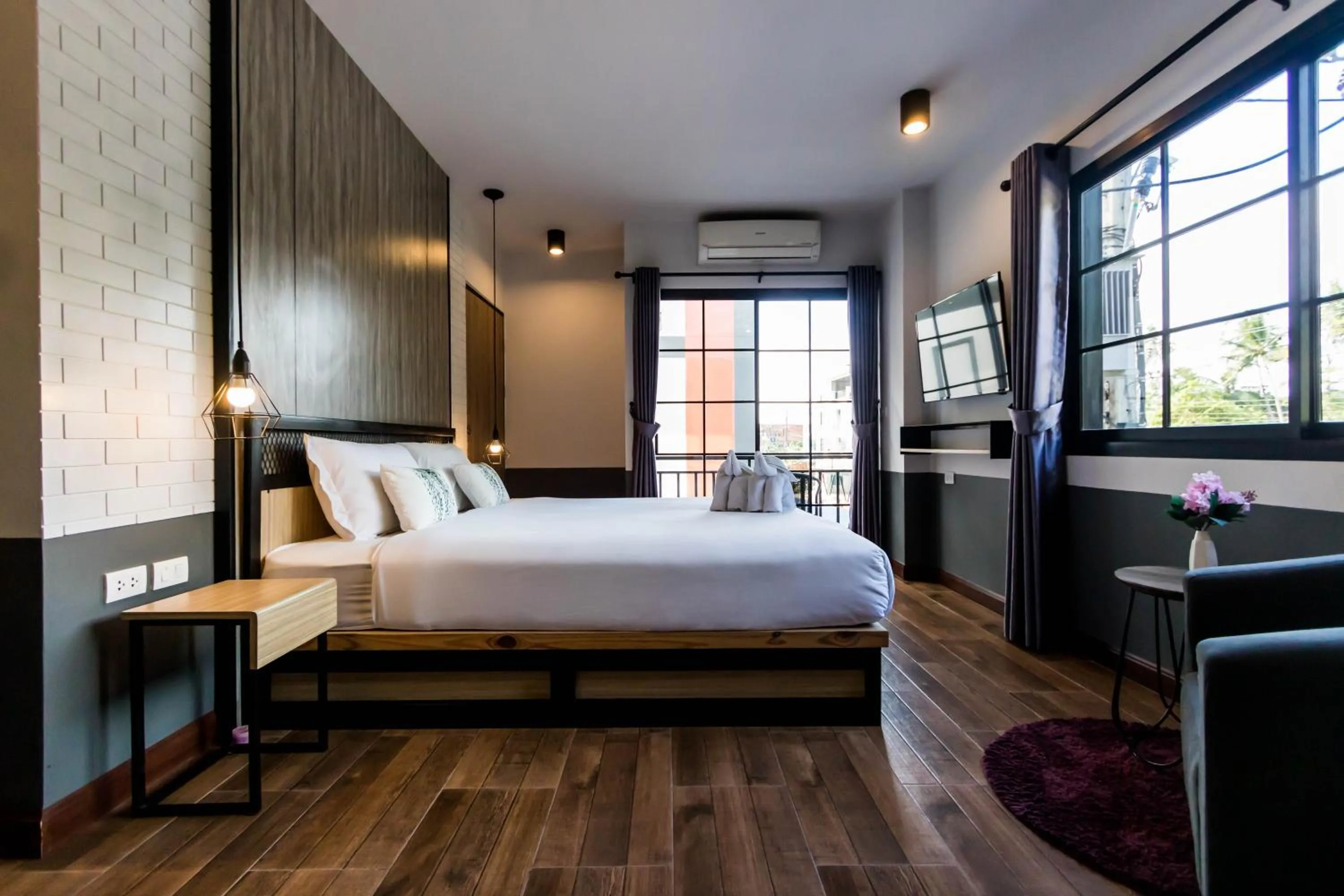 Bed in PP GRAND KAMALA HOTEL-SHA Extra Plus