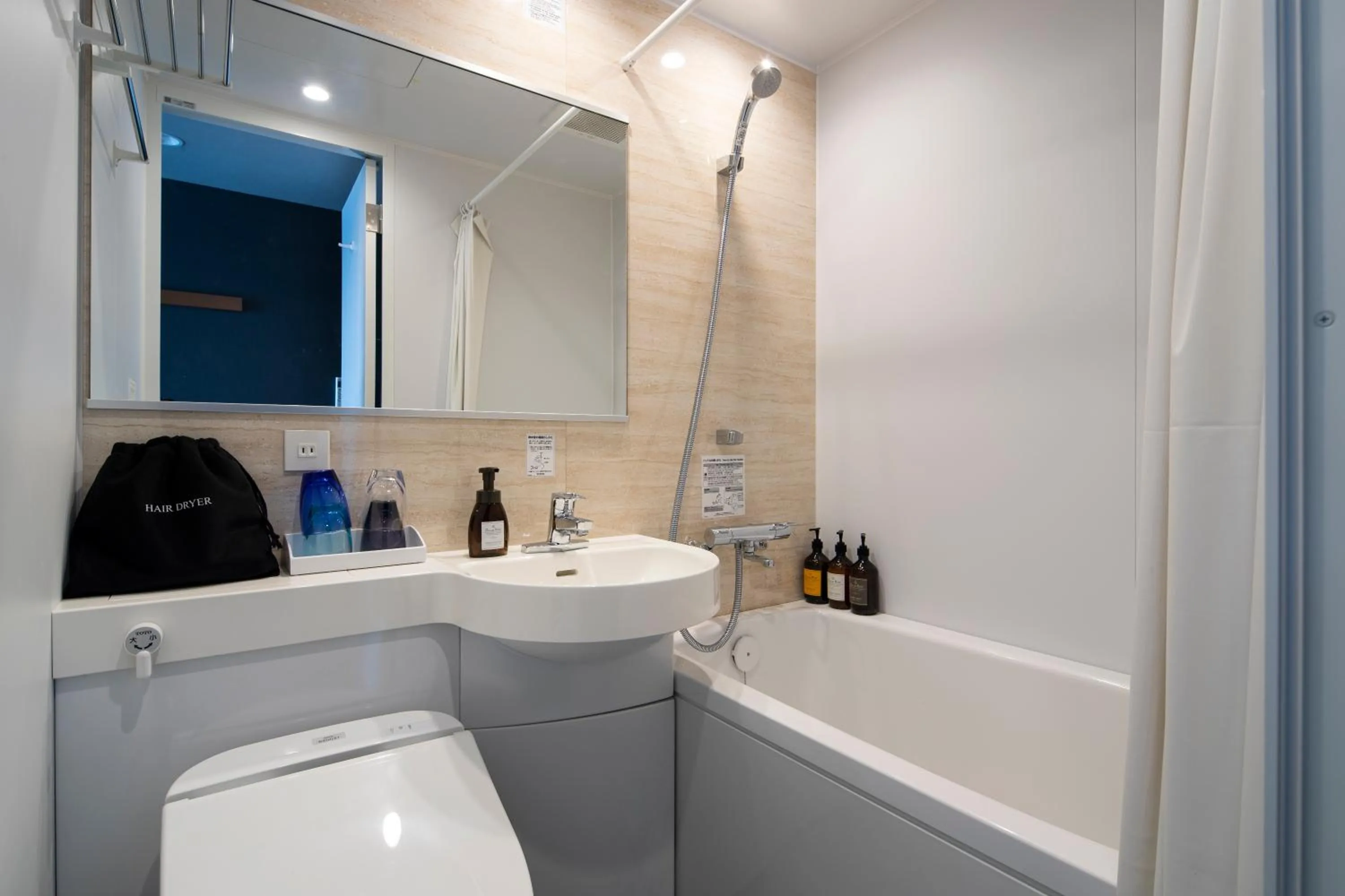 Bathroom in Grids Tokyo Ueno Hotel&Hostel