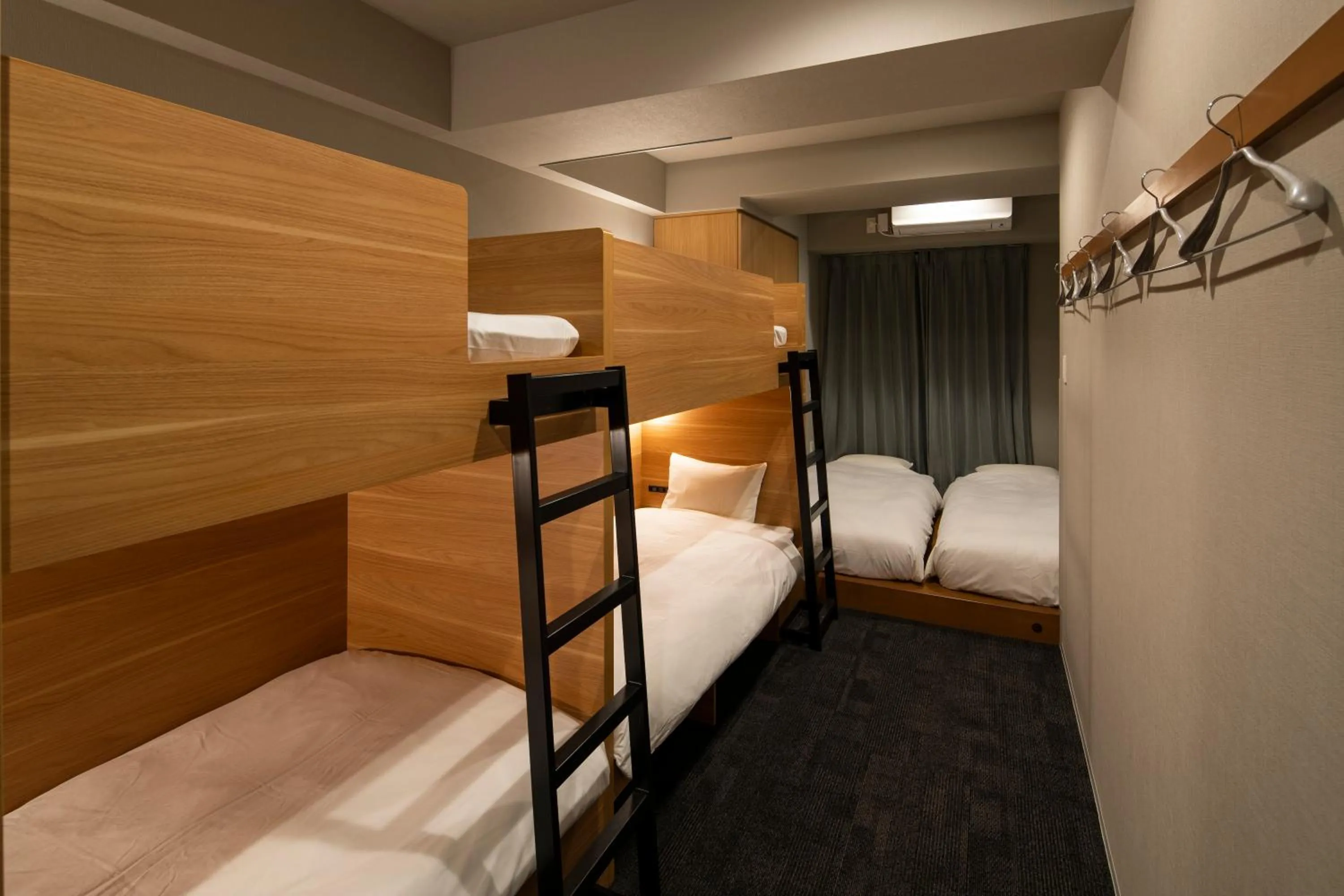 Photo of the whole room, Bed in Grids Tokyo Ueno Hotel&Hostel