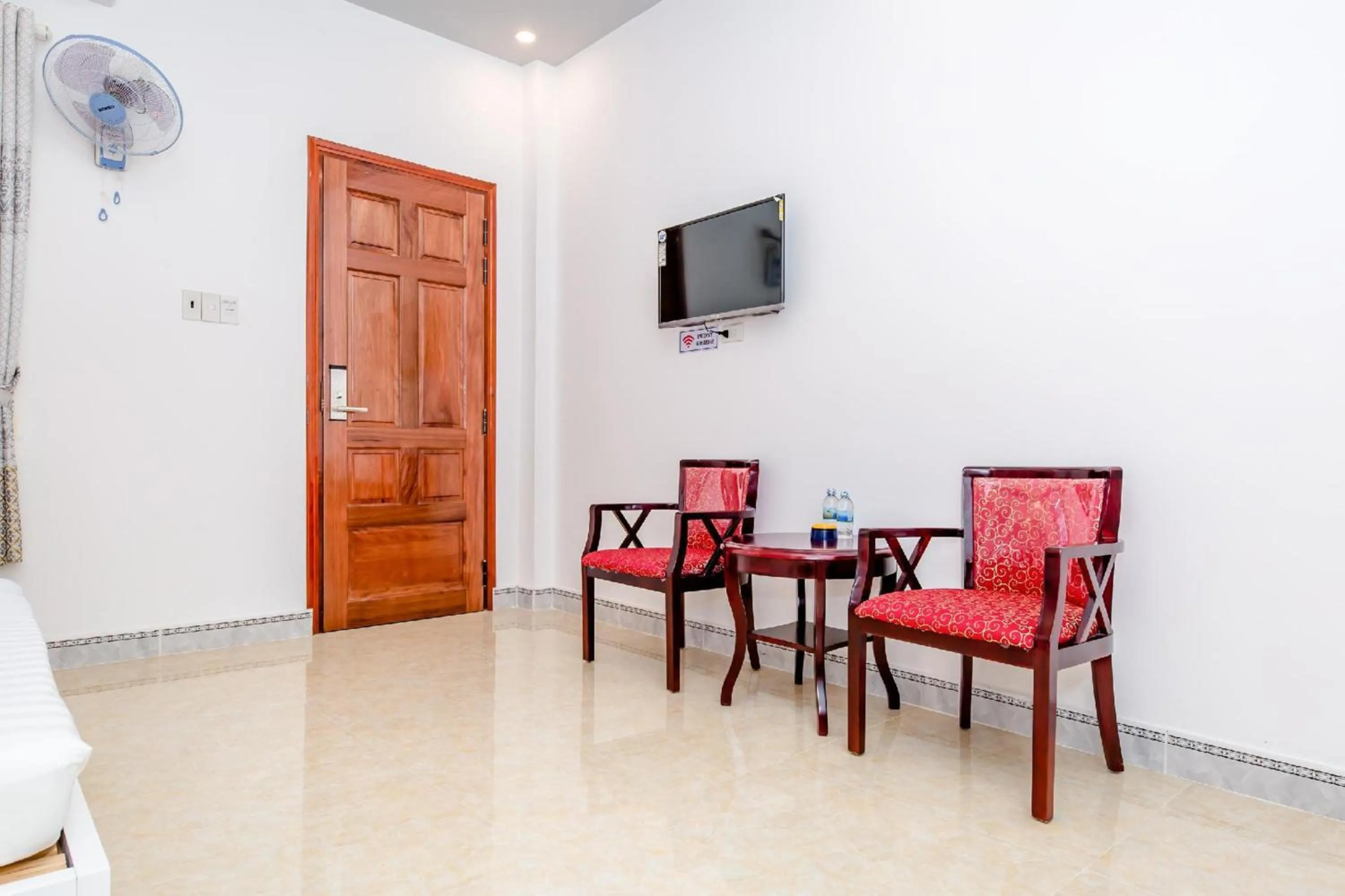 Bedroom in Super OYO 598 Peony Hotel