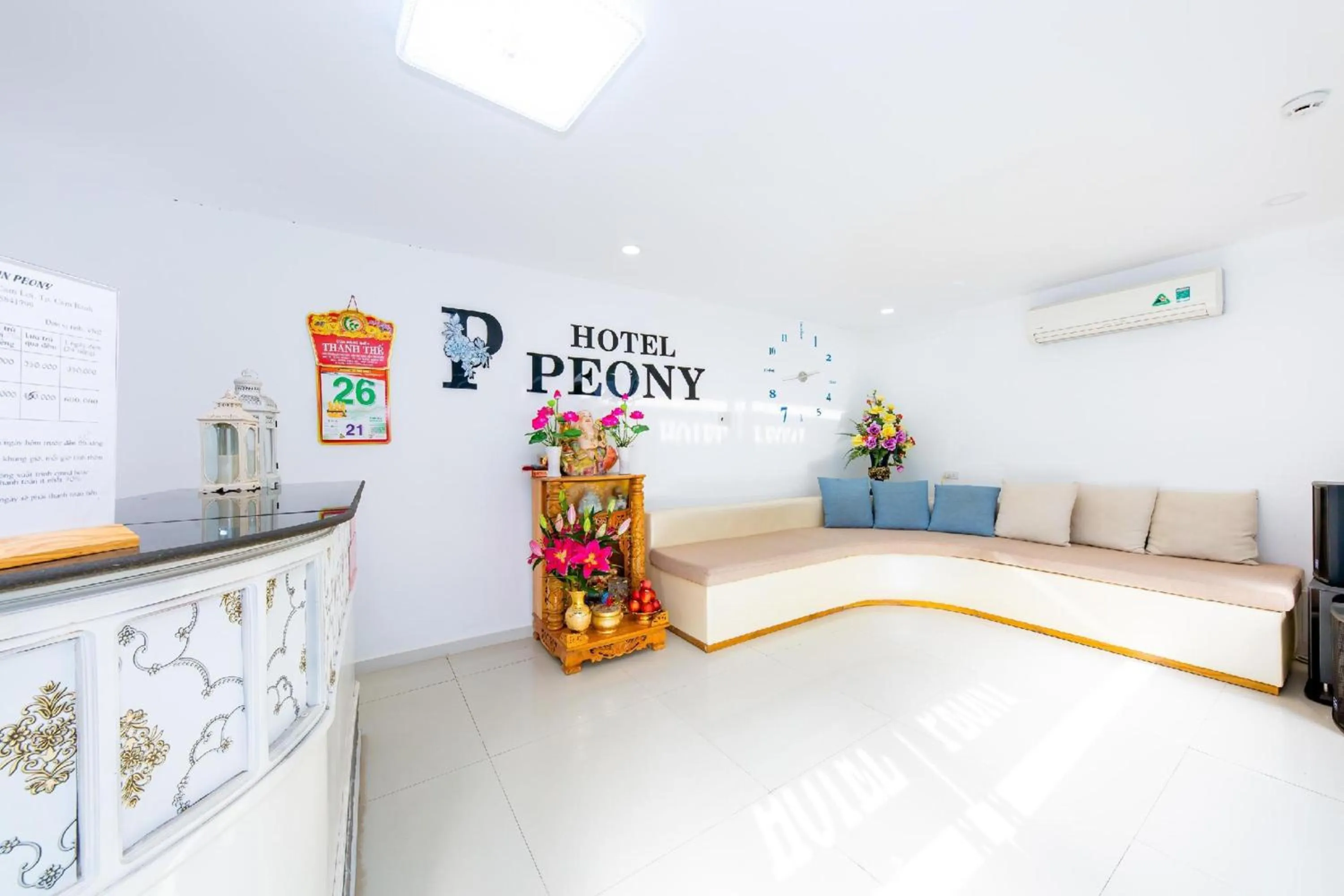 Lobby or reception in Super OYO 598 Peony Hotel