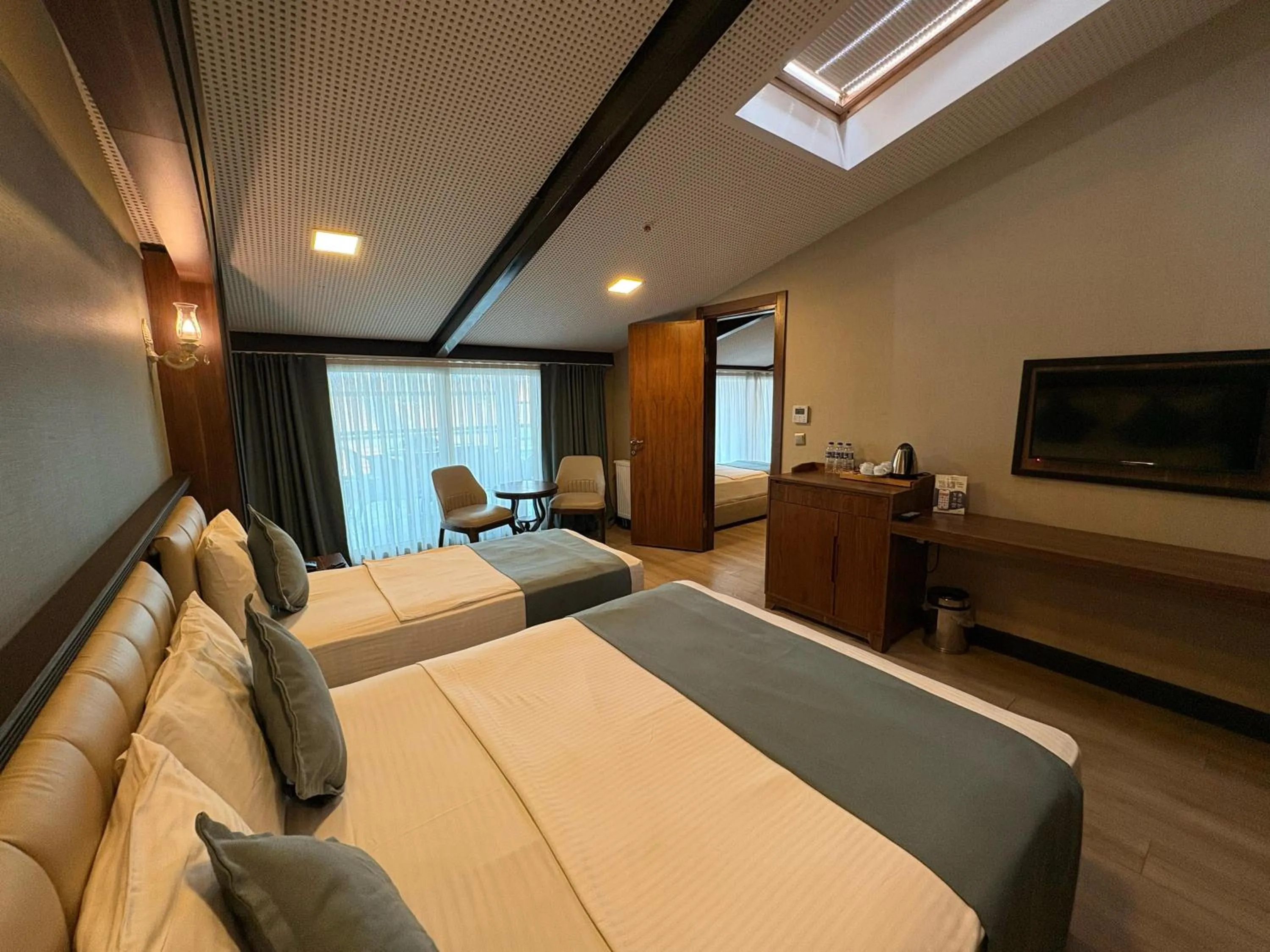 Bed in Valens Hotel Downtown