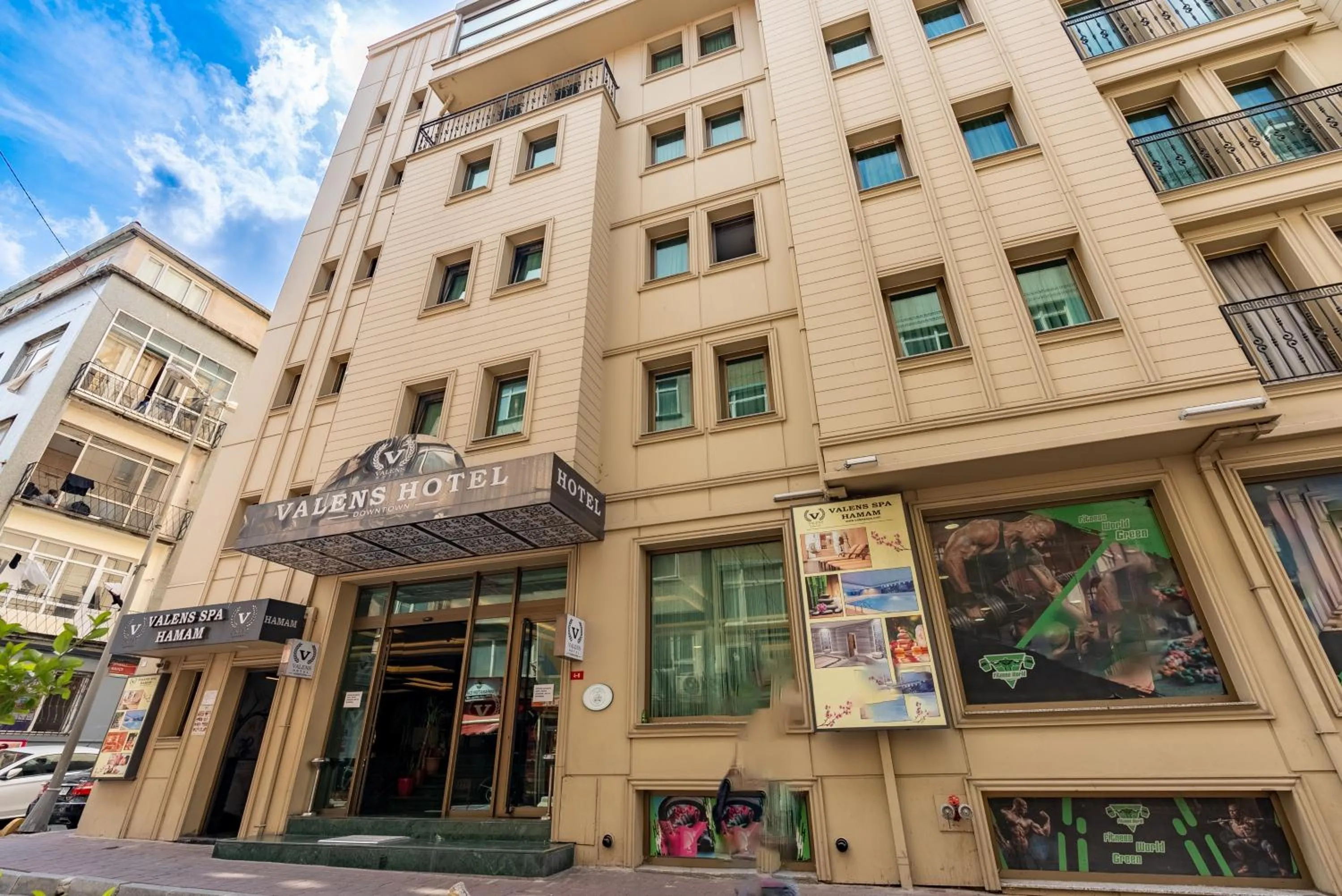 Property building in Valens Hotel Downtown