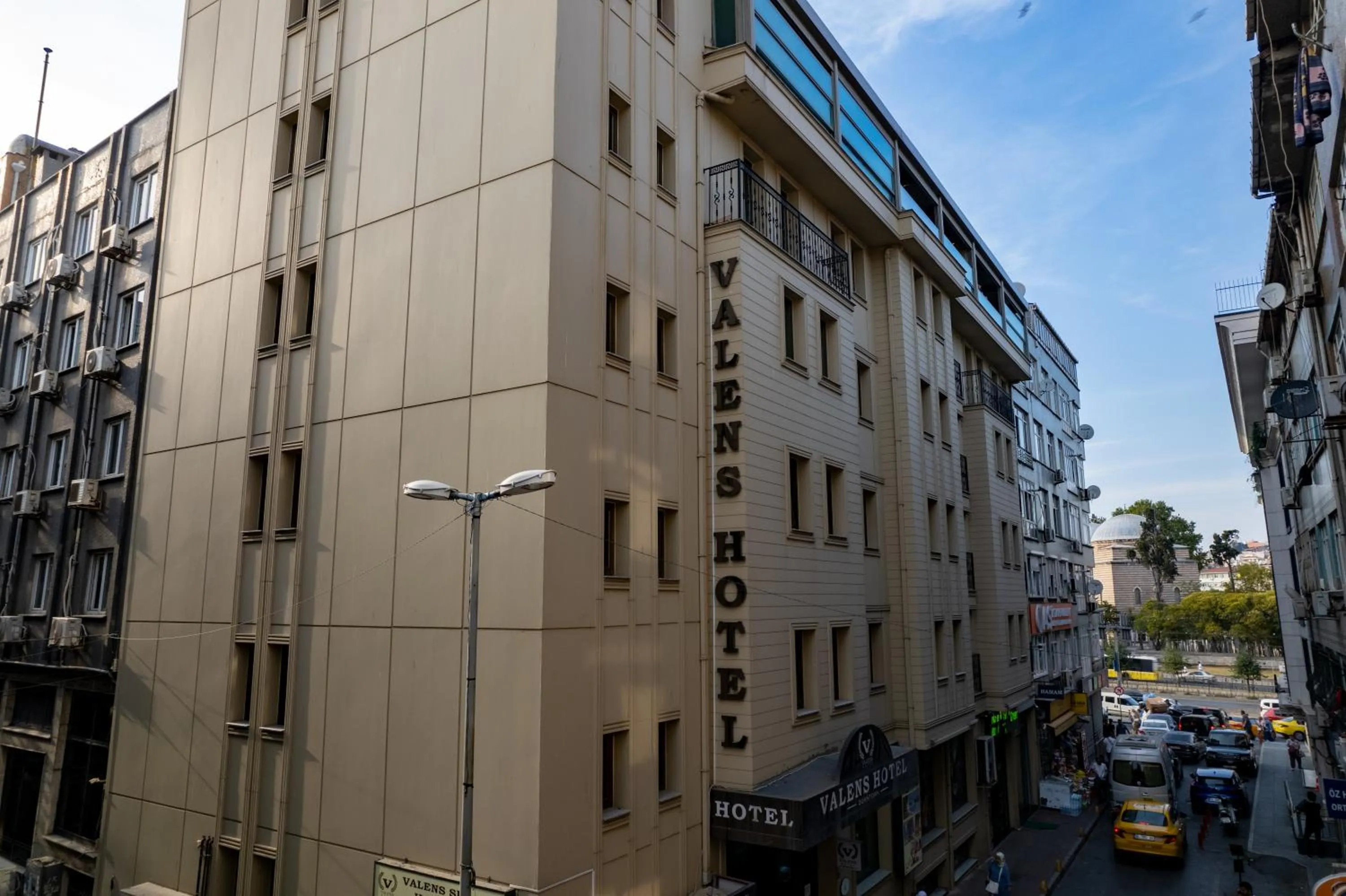 Day in Valens Hotel Downtown