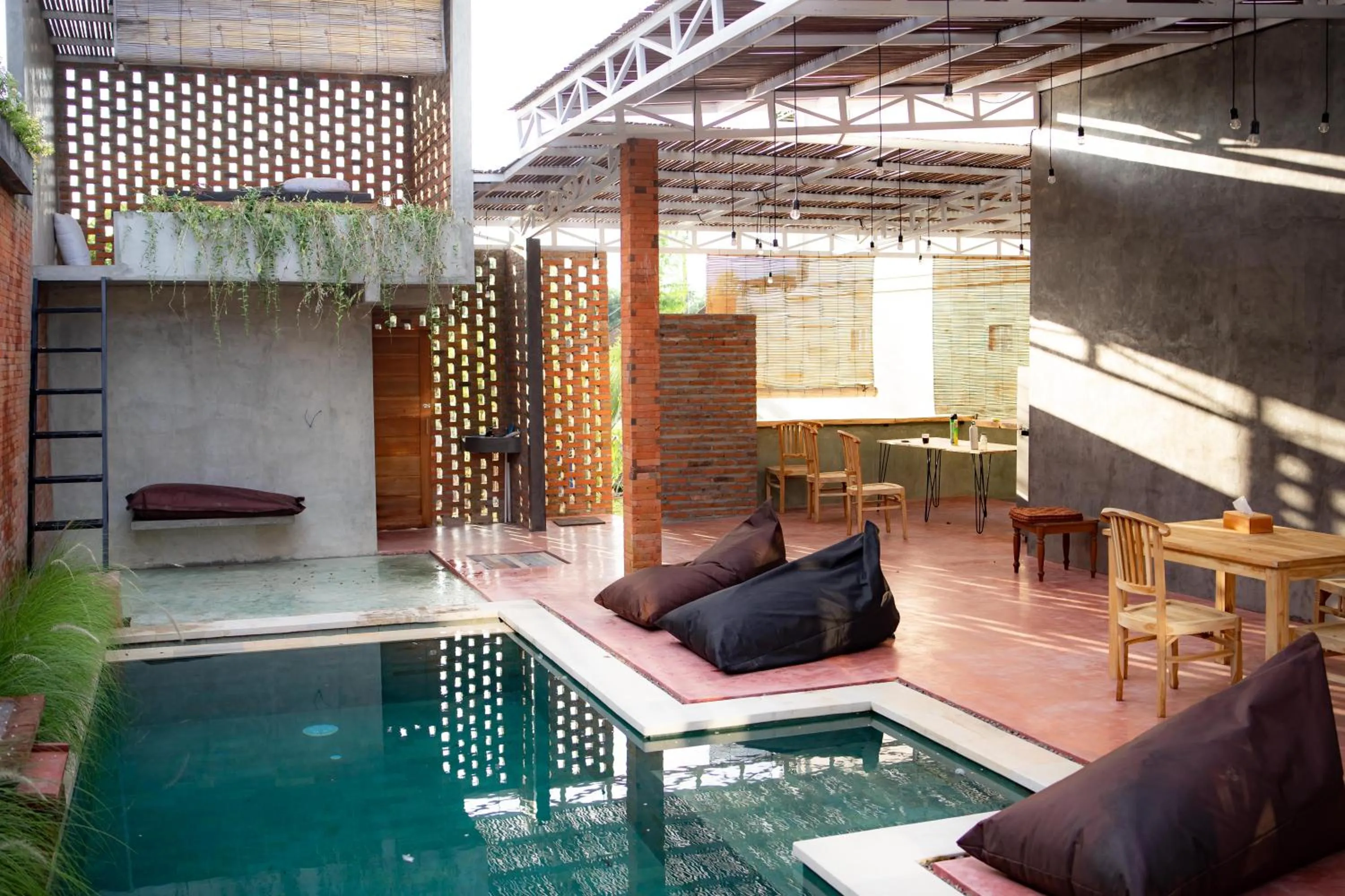Dedeane Hotel & Yoga Retreat