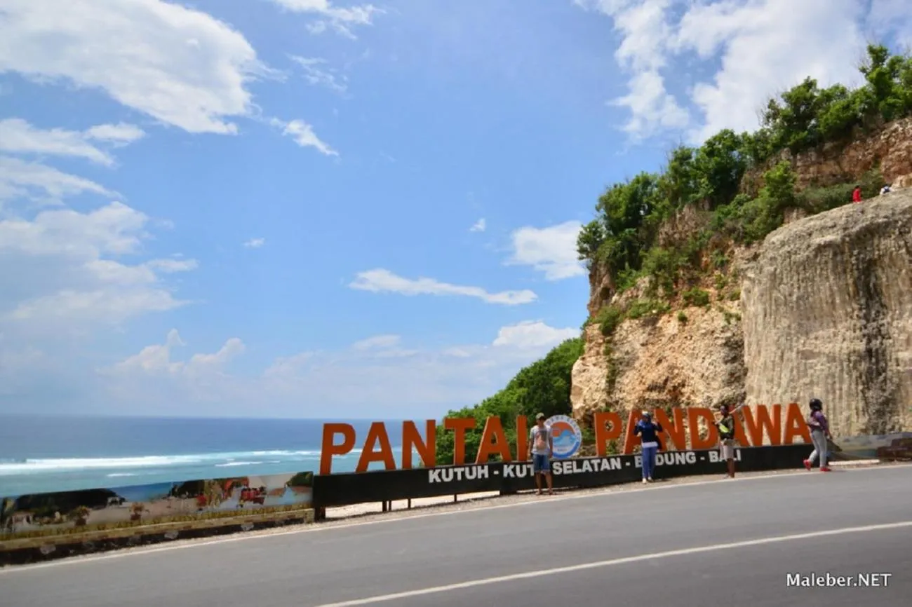 Beach in Bali Bobo Hostel