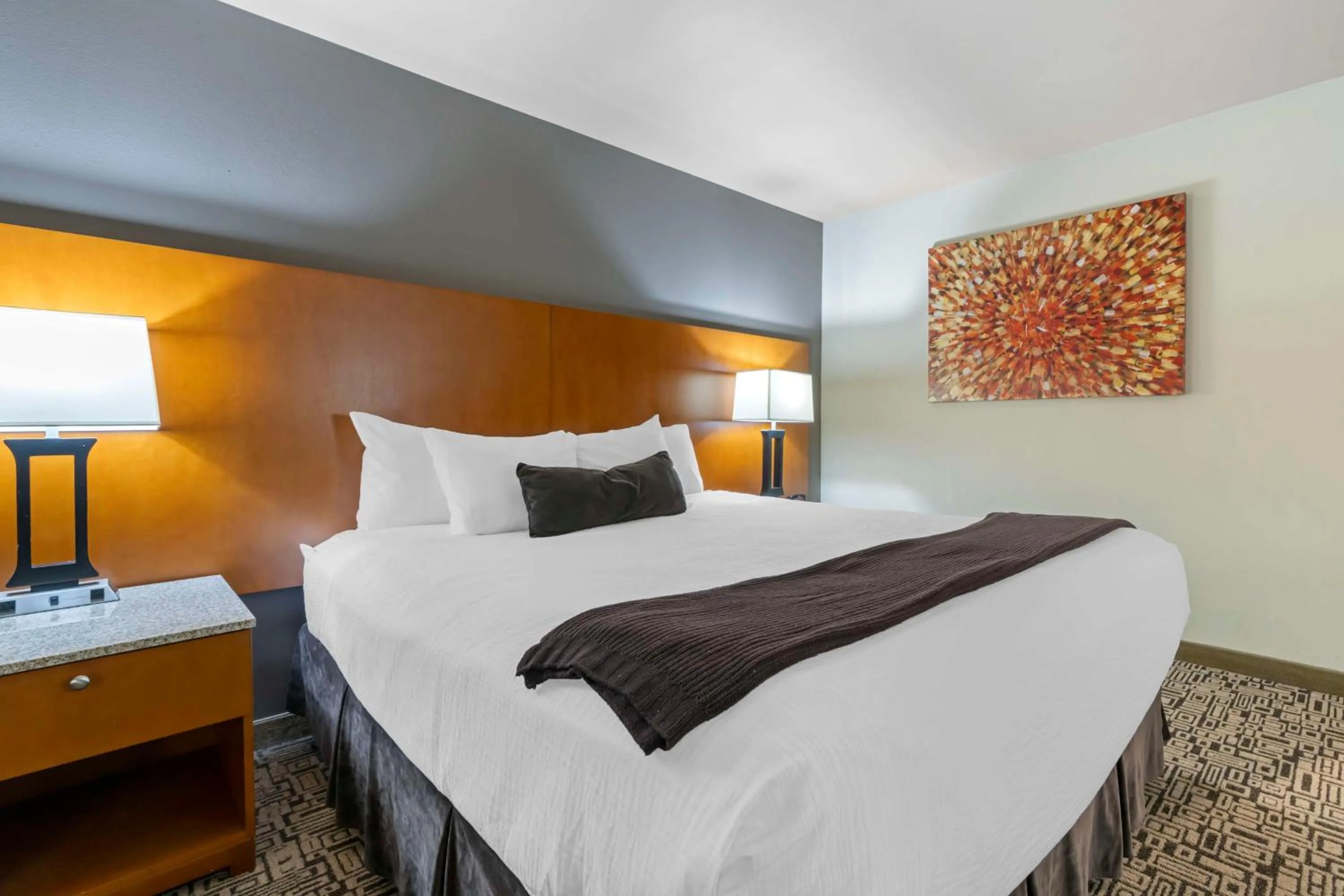 Bedroom, Bed in BW Premier Collection, Mt Hood Oregon Resort