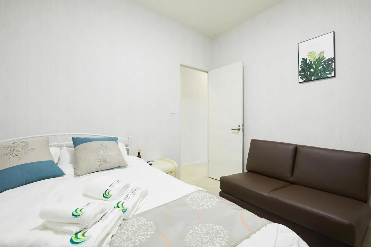 Bed in Mitsuba Guest House