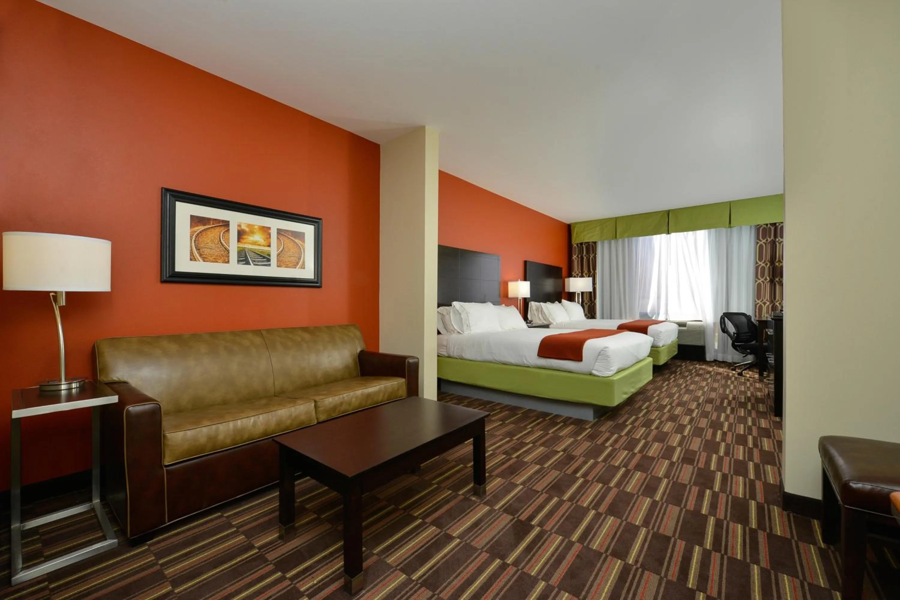 Photo of the whole room, Bed in Holiday Inn Express Alva by IHG