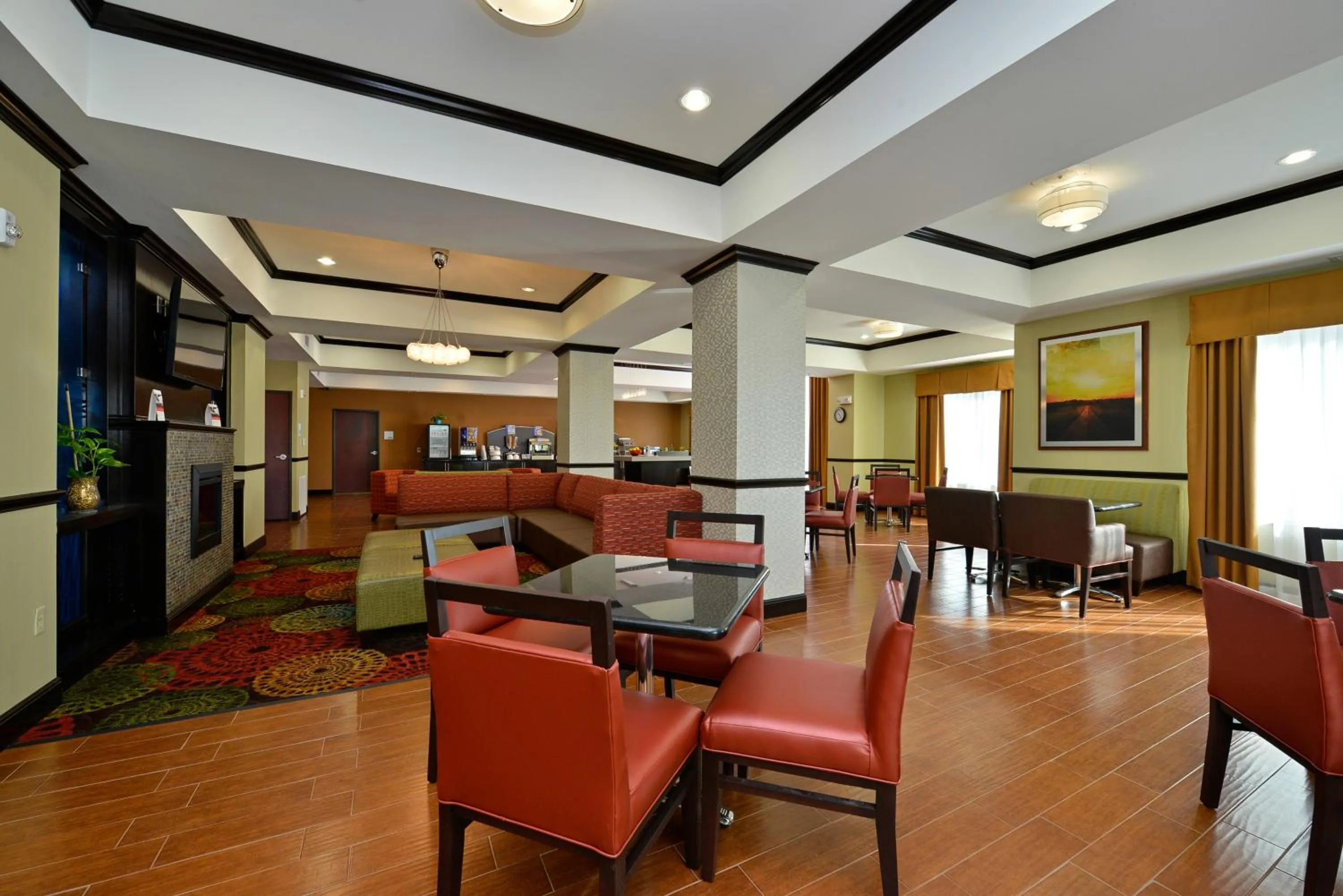 Lobby or reception in Holiday Inn Express Alva by IHG