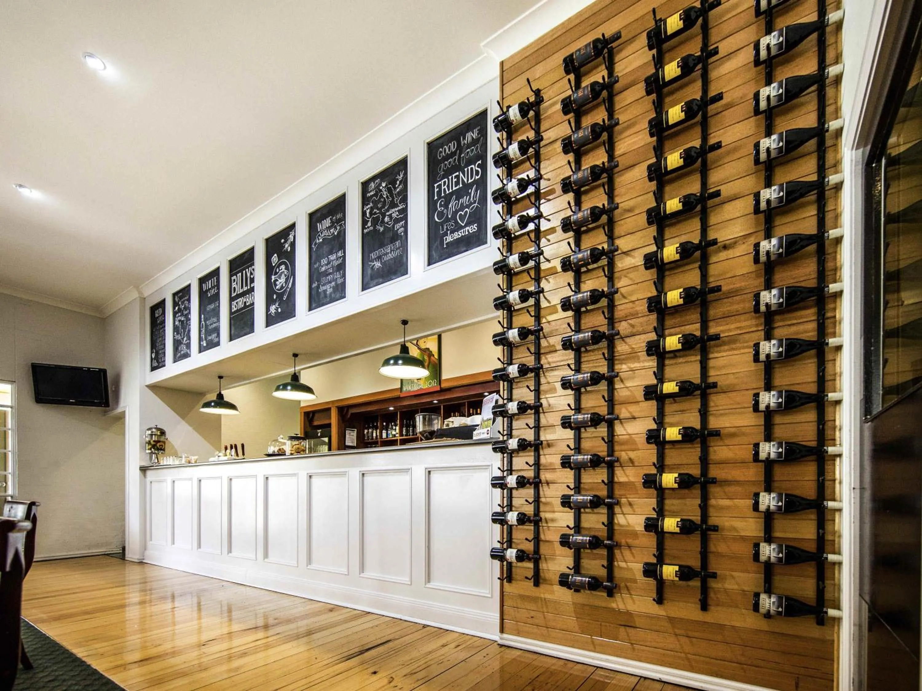 Restaurant/places to eat in Mercure Ballarat Hotel & Convention Centre