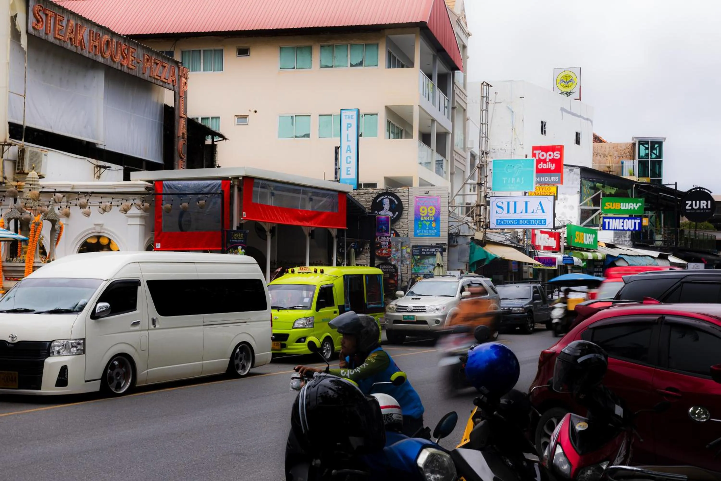 Property building in Silla Patong Boutique