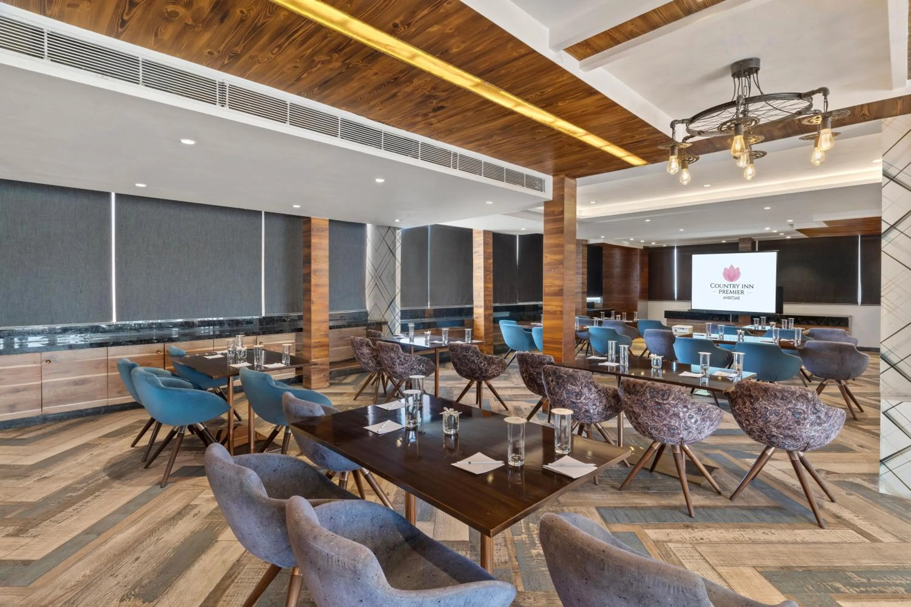 Banquet/Function facilities in Country Inn Premier Amritsar