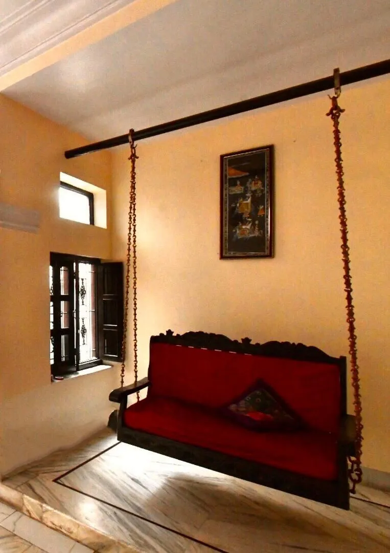 Bed in Kanhaia Haveli