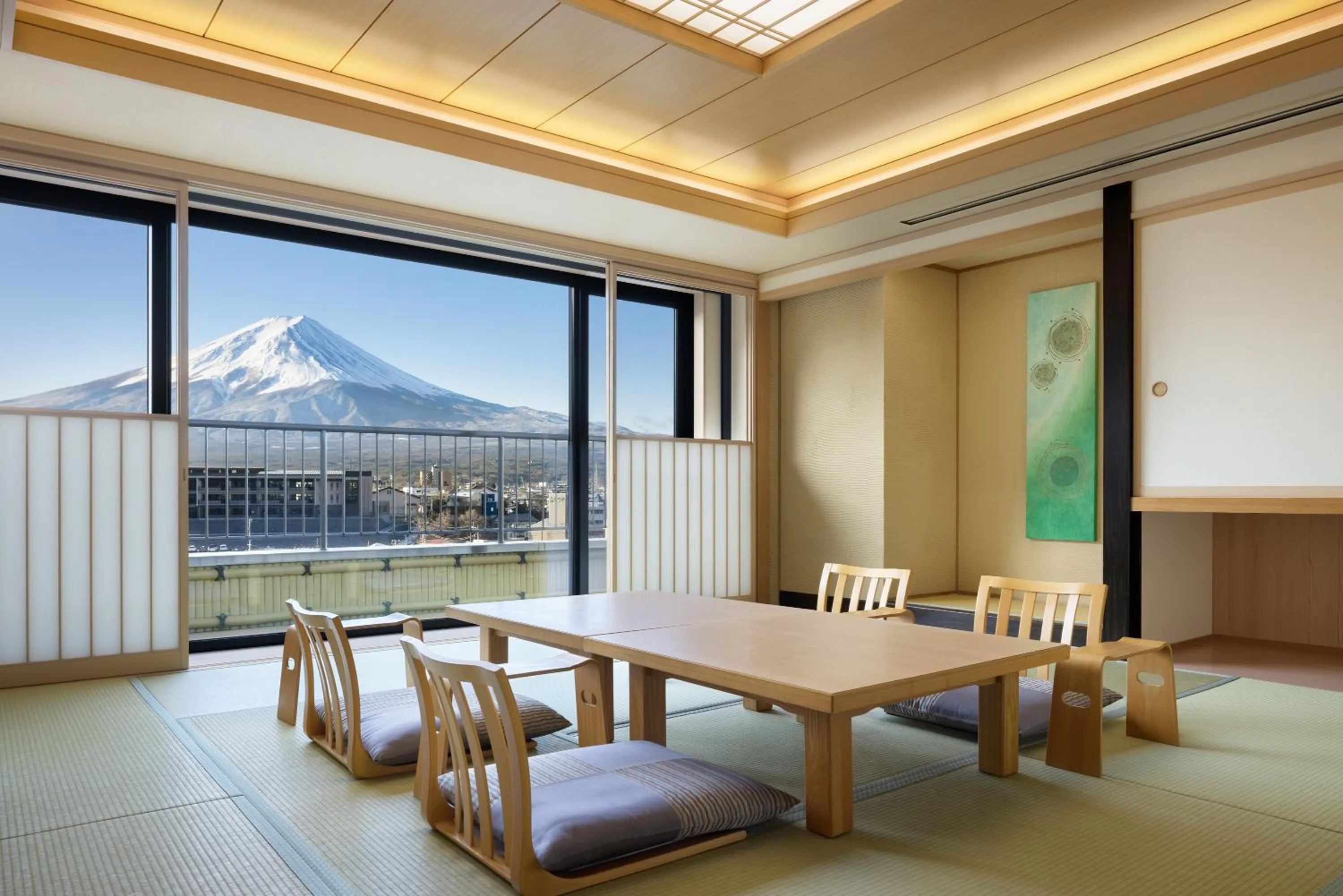 Living room in Fujikawaguchiko Onsen Konanso