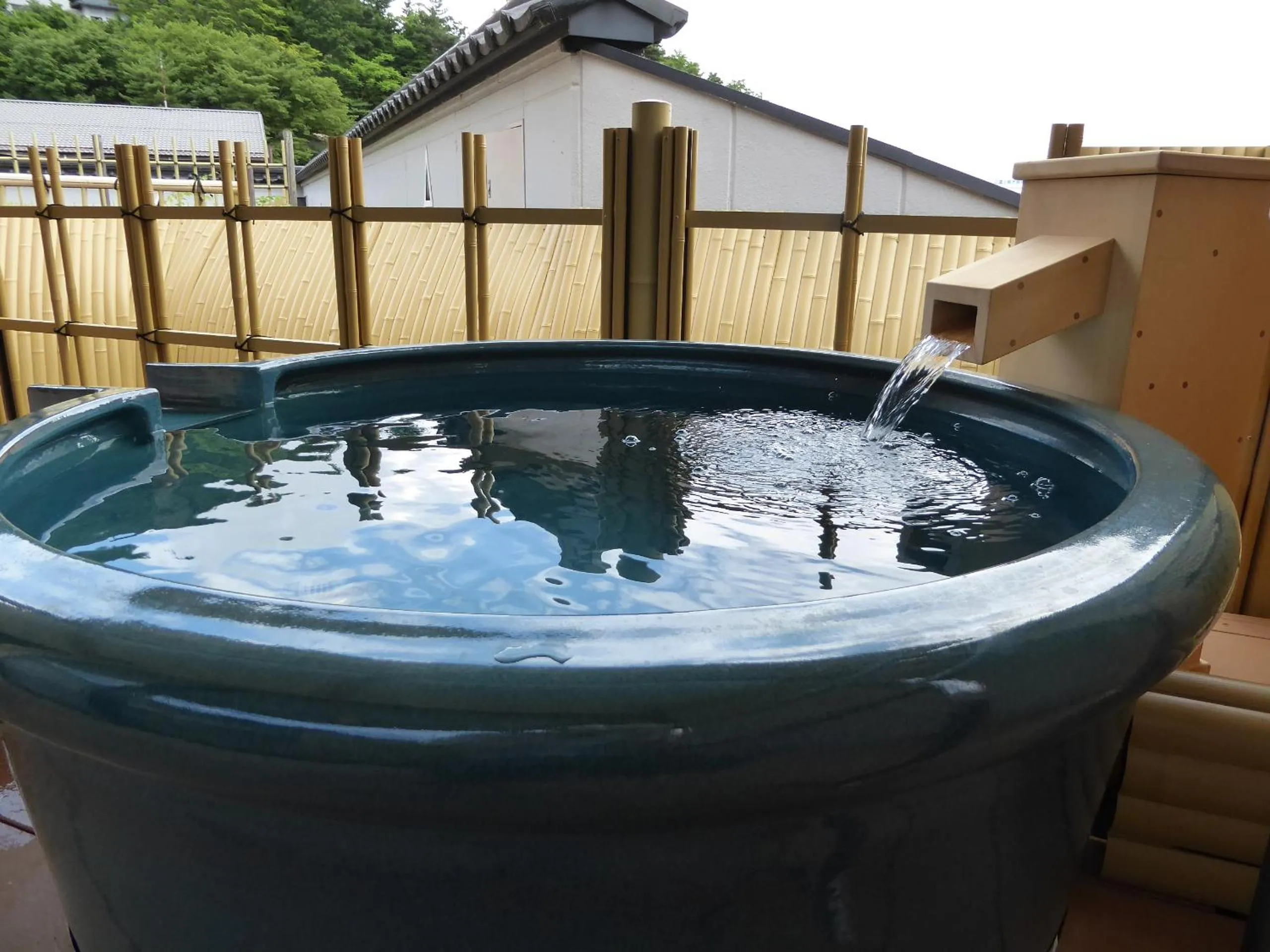 Open Air Bath in Fujikawaguchiko Onsen Konanso