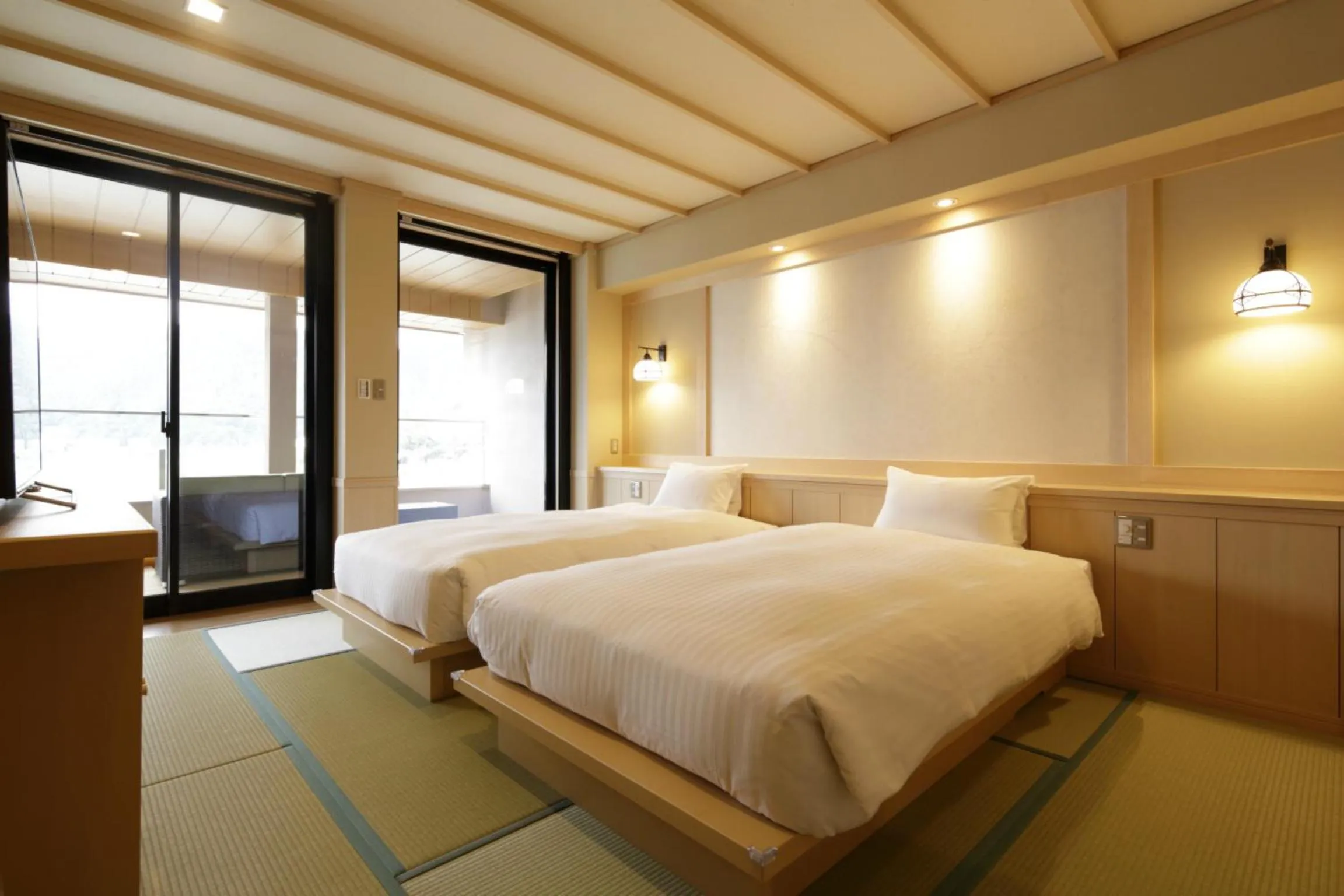 Photo of the whole room, Bed in Fujikawaguchiko Onsen Konanso