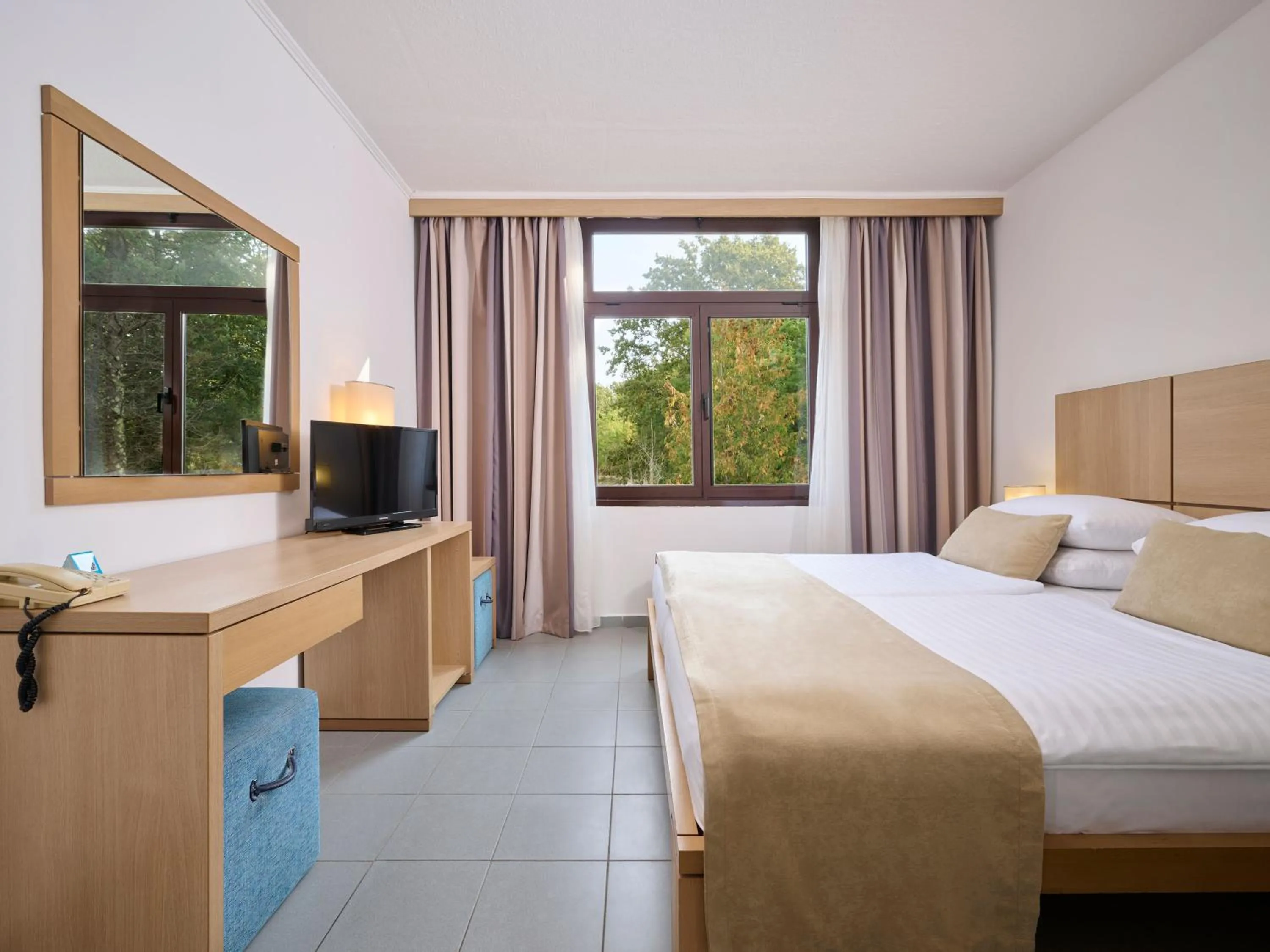 Bed in Magal Maradiso Hotel by Aminess