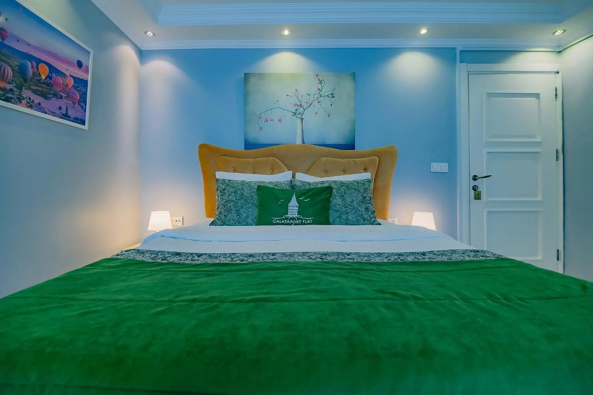 Bed in Galataport Flat Company