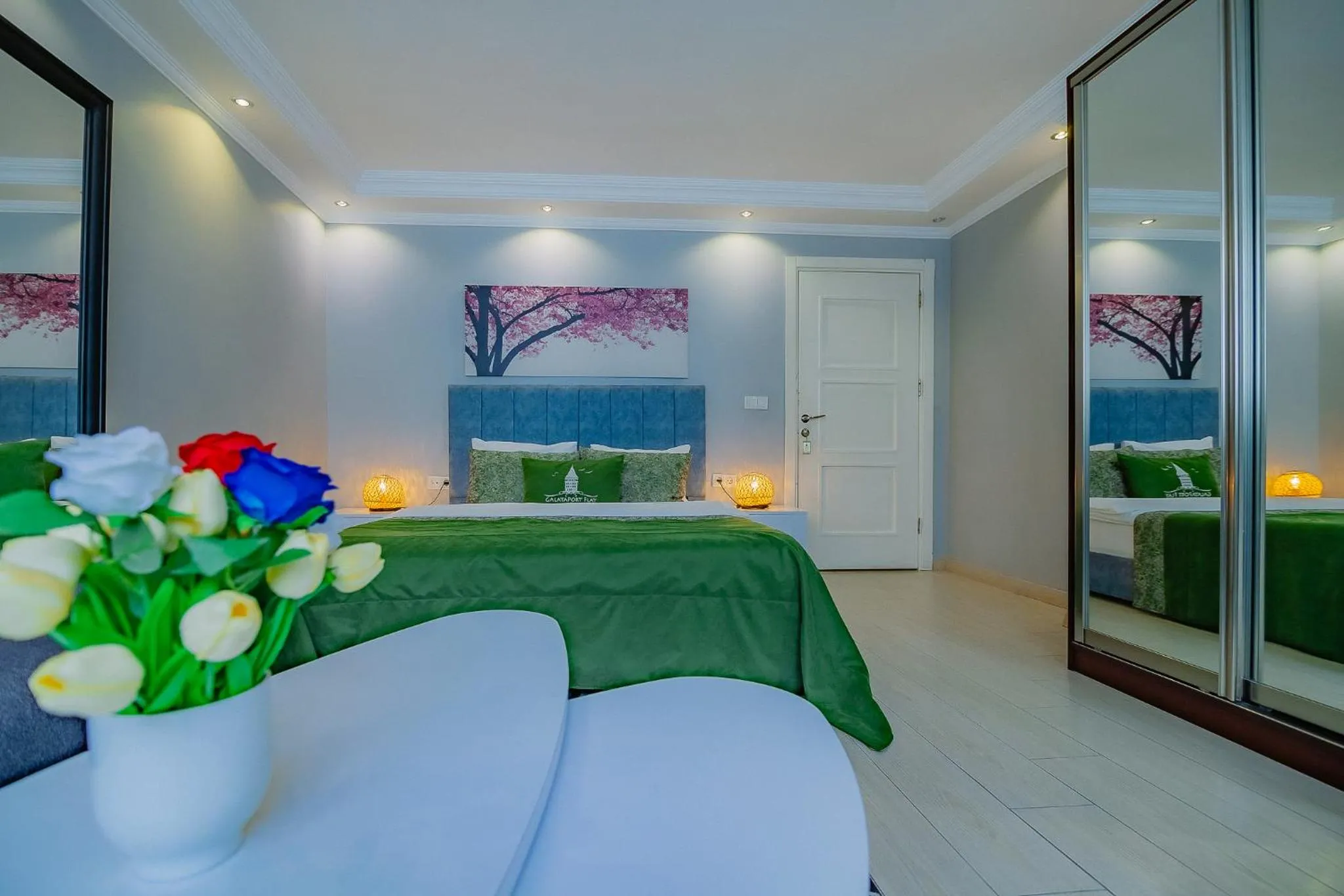 Bed in Galataport Flat Company