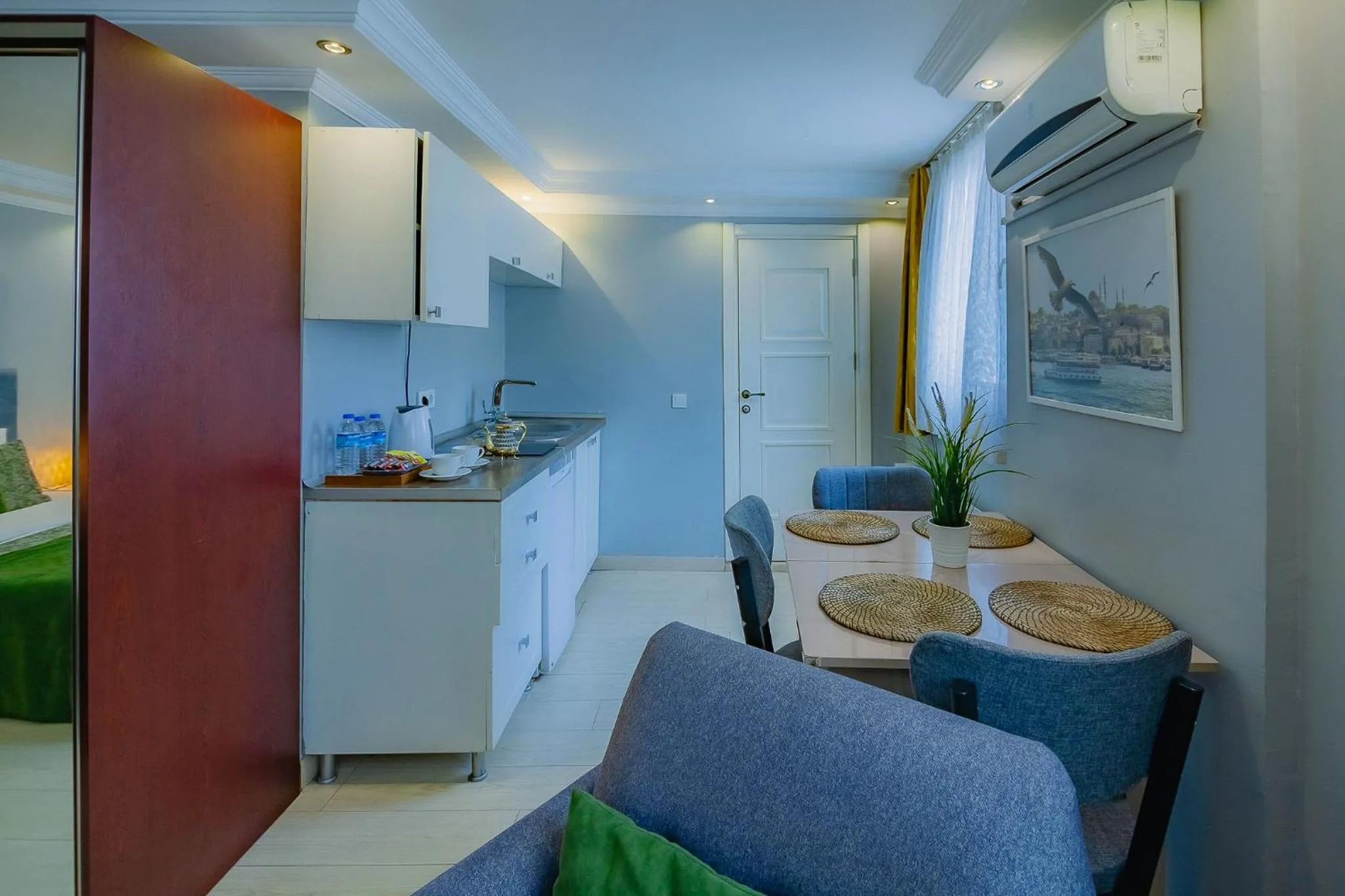 Bed in Galataport Flat Company