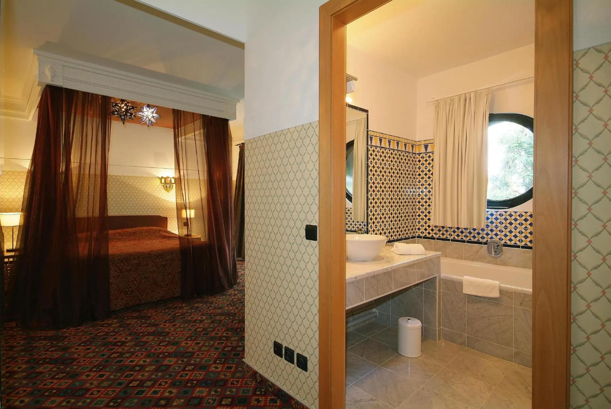 Photo of the whole room in La Bonneterie