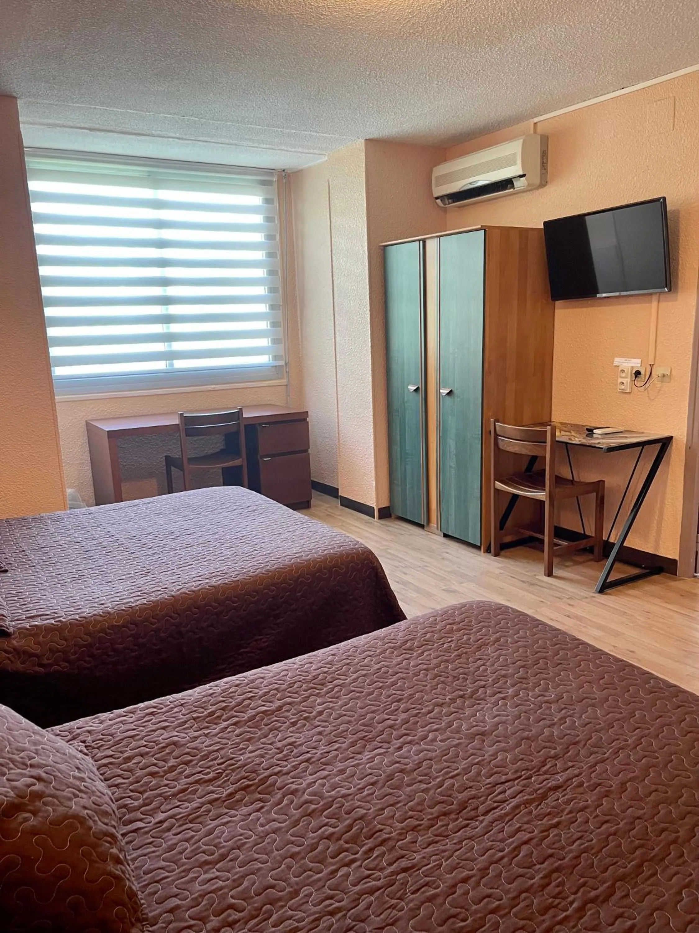 Bedroom in Hotel Alexander