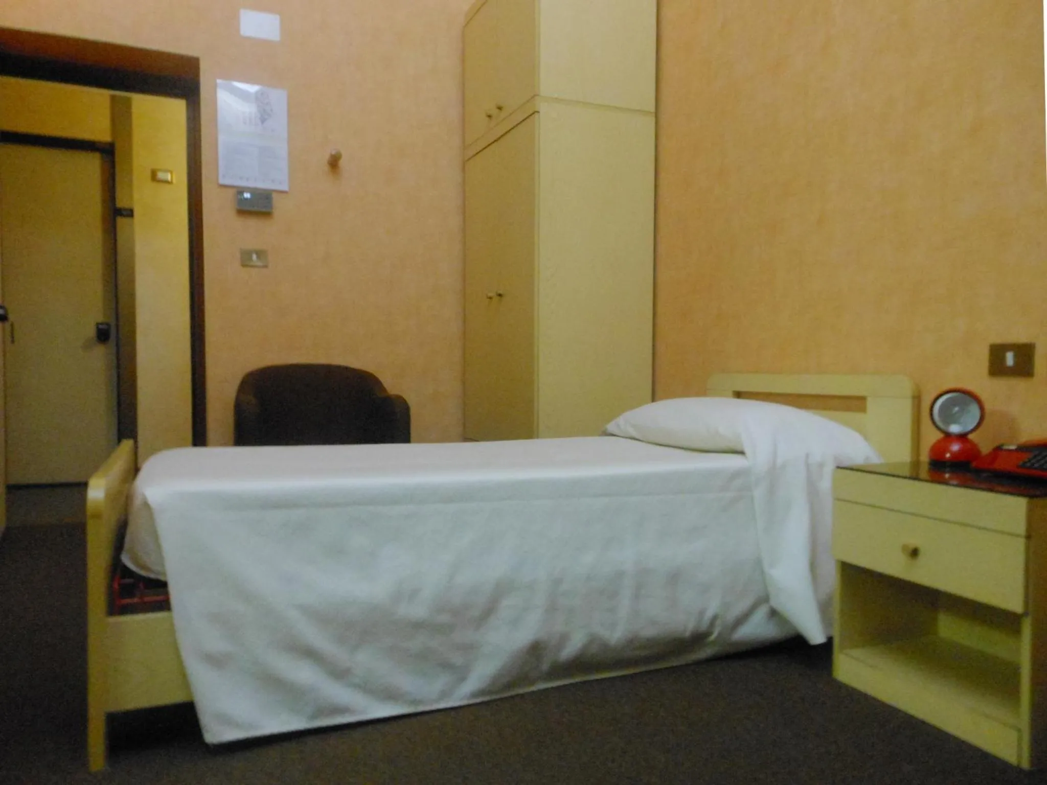 Bedroom in Hotel Corona