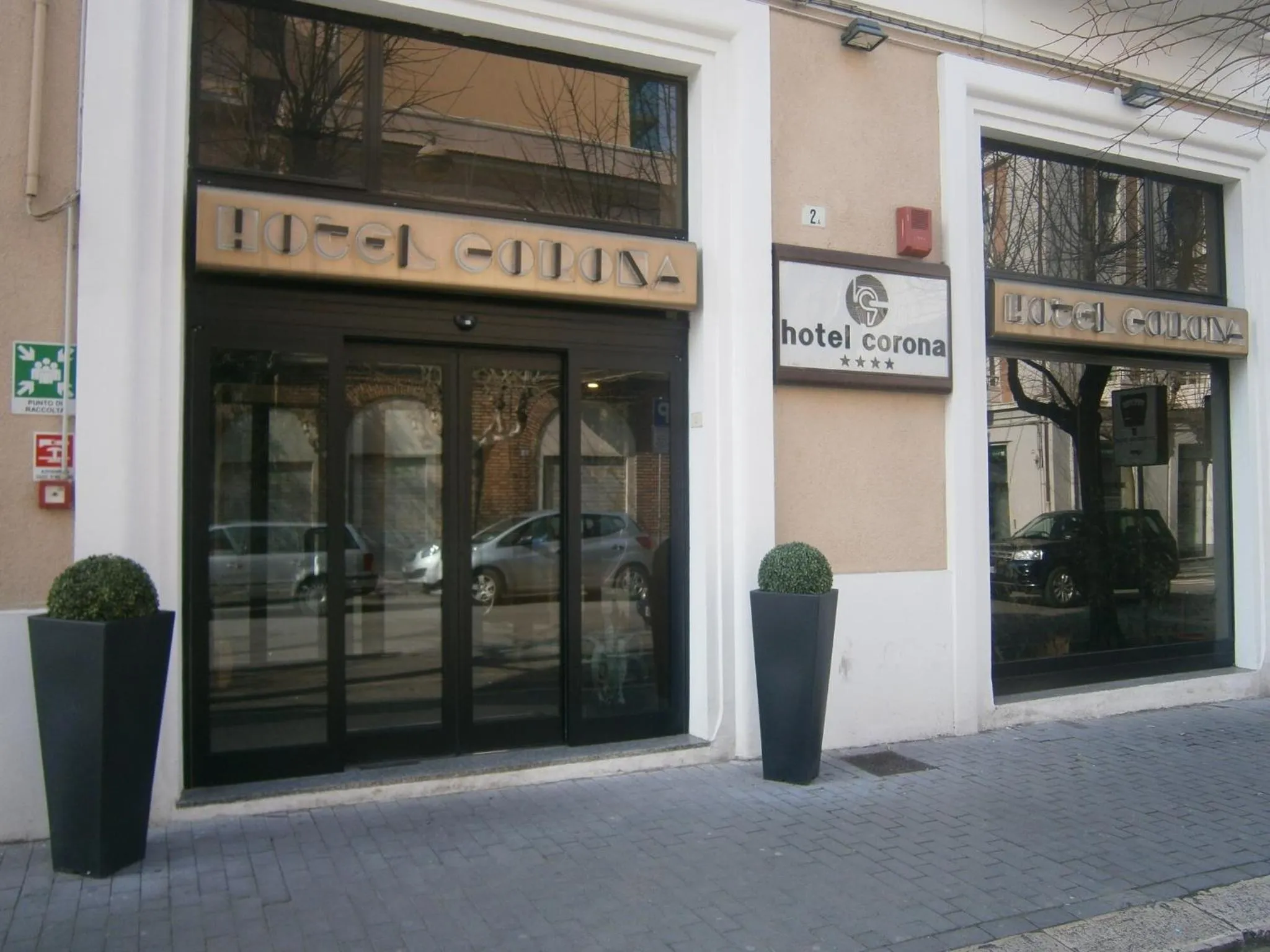 Facade/entrance in Hotel Corona