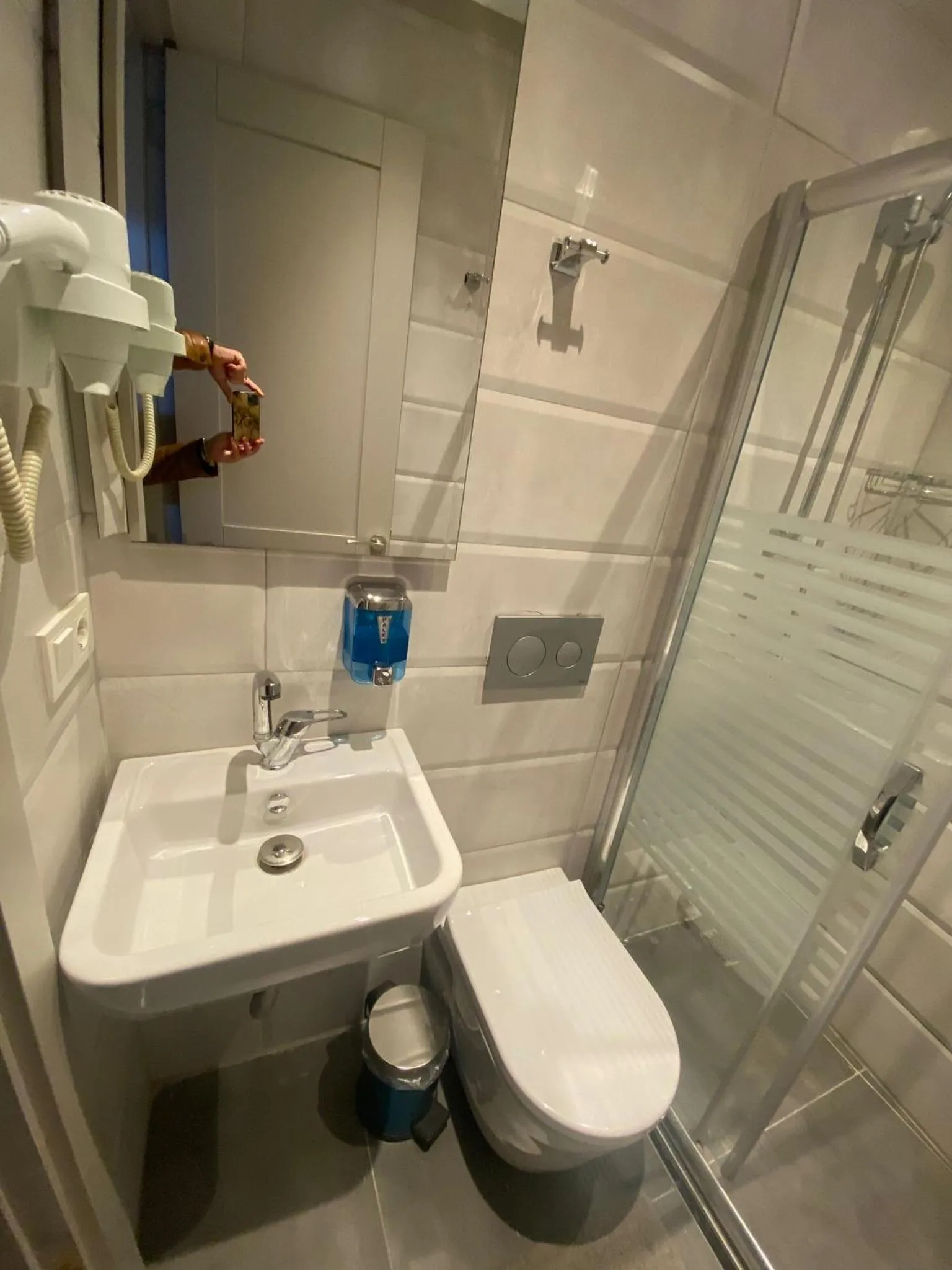 Bathroom in KONAK BELLA 3