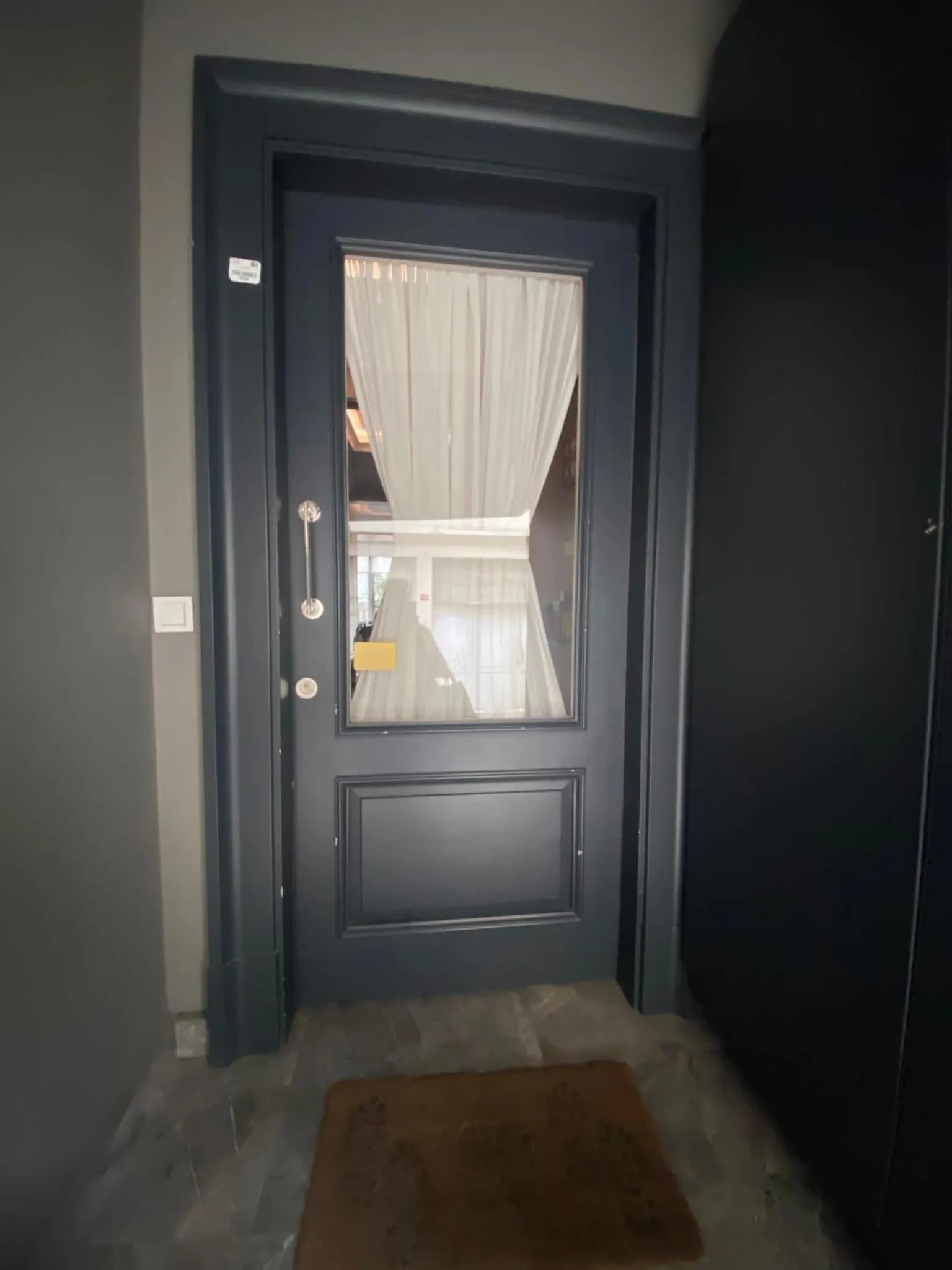 Facade/entrance in KONAK BELLA 3