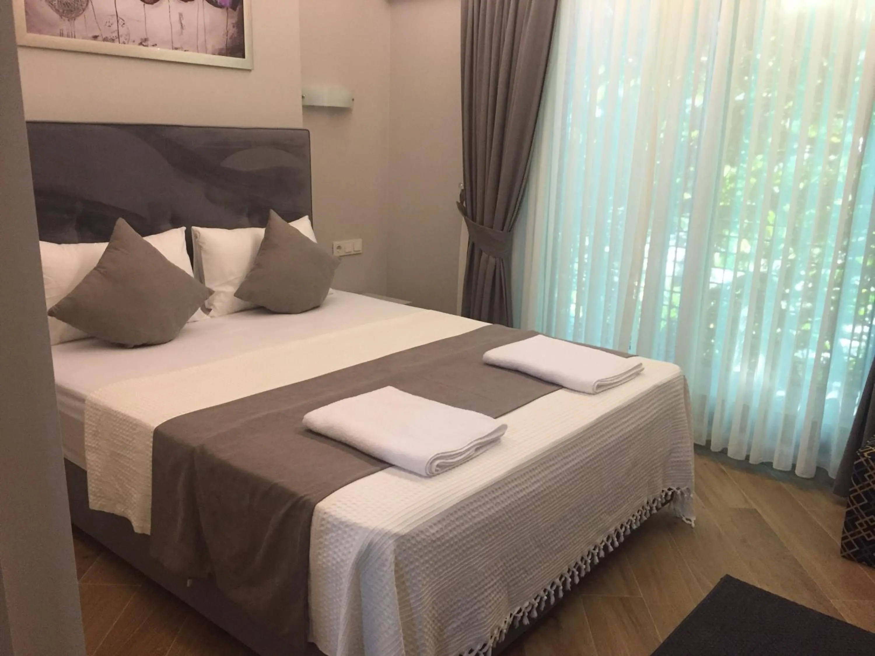 Bed in KONAK BELLA 3