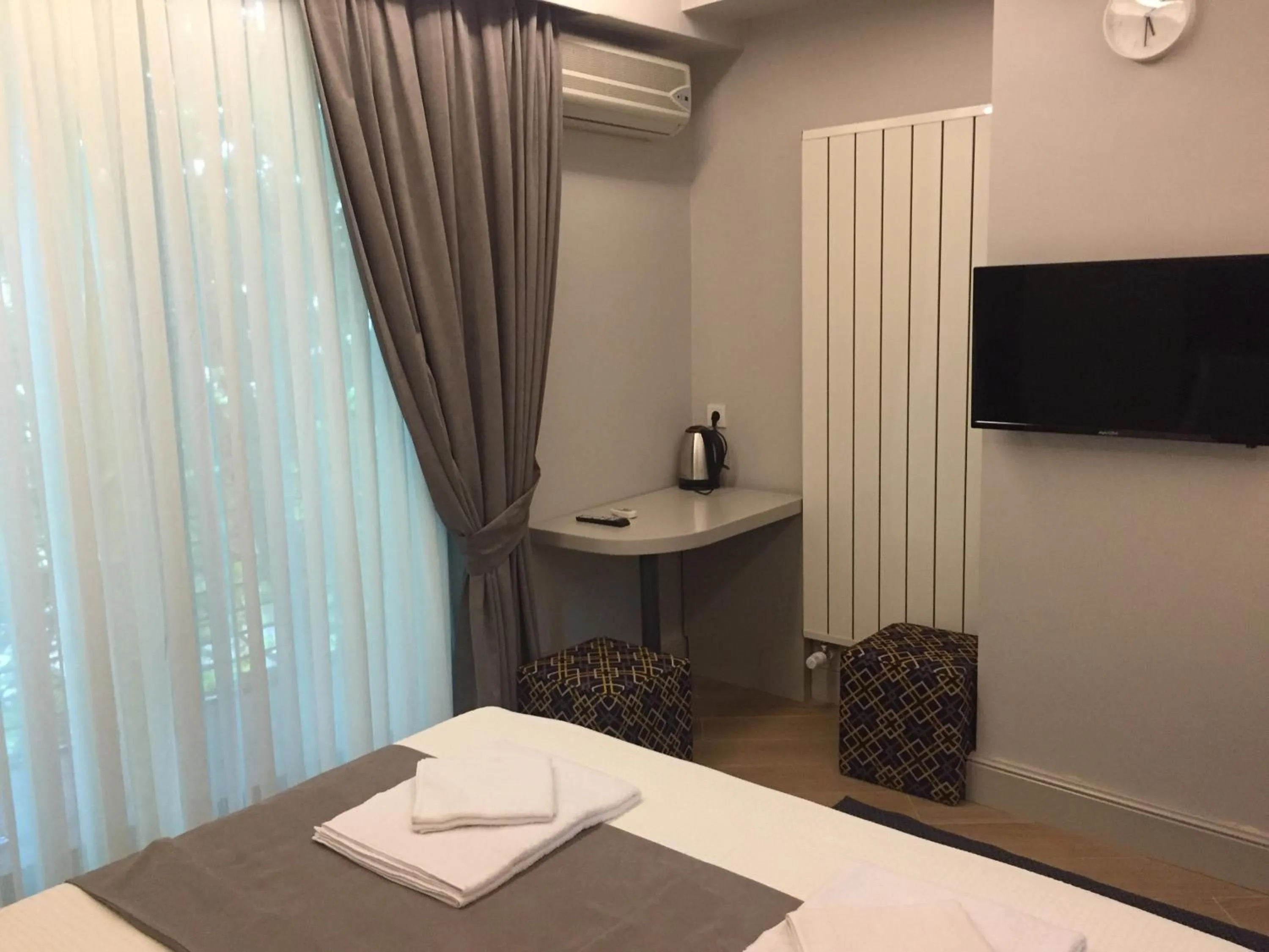 TV and multimedia, Bed in KONAK BELLA 3