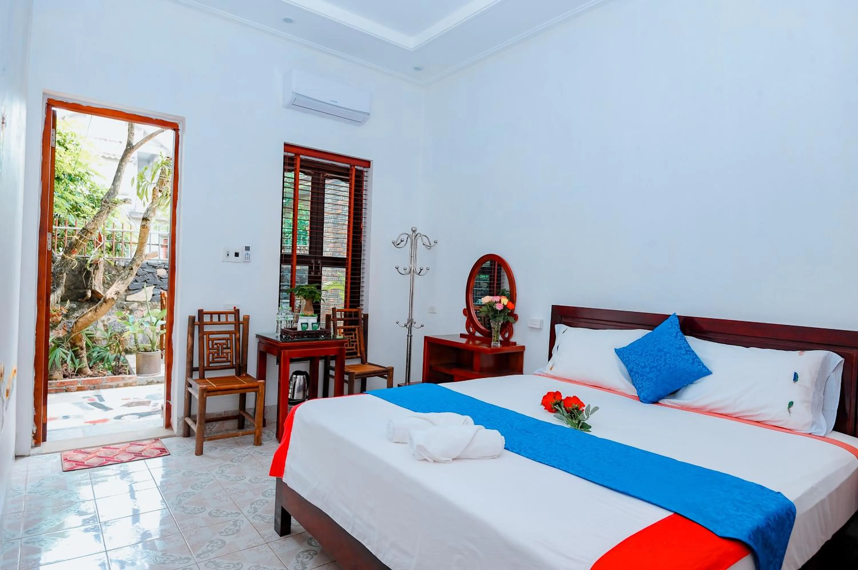 Photo of the whole room, Bed in Tam Coc Ngo Đong Homestay