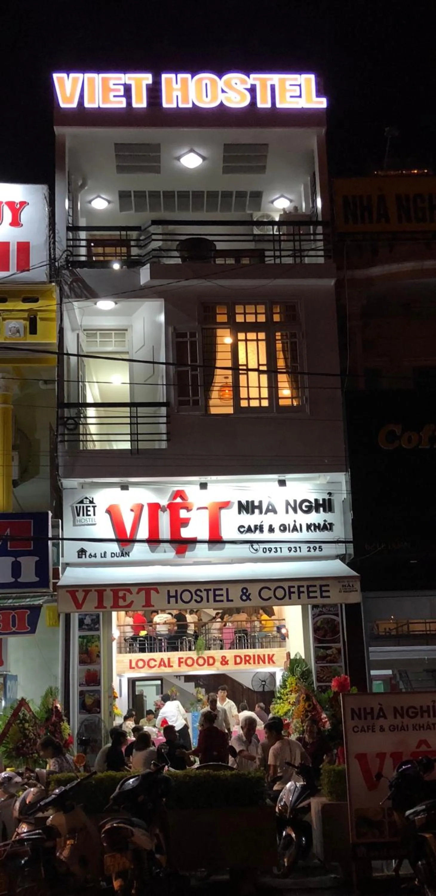 Property building in VIỆT Hostel
