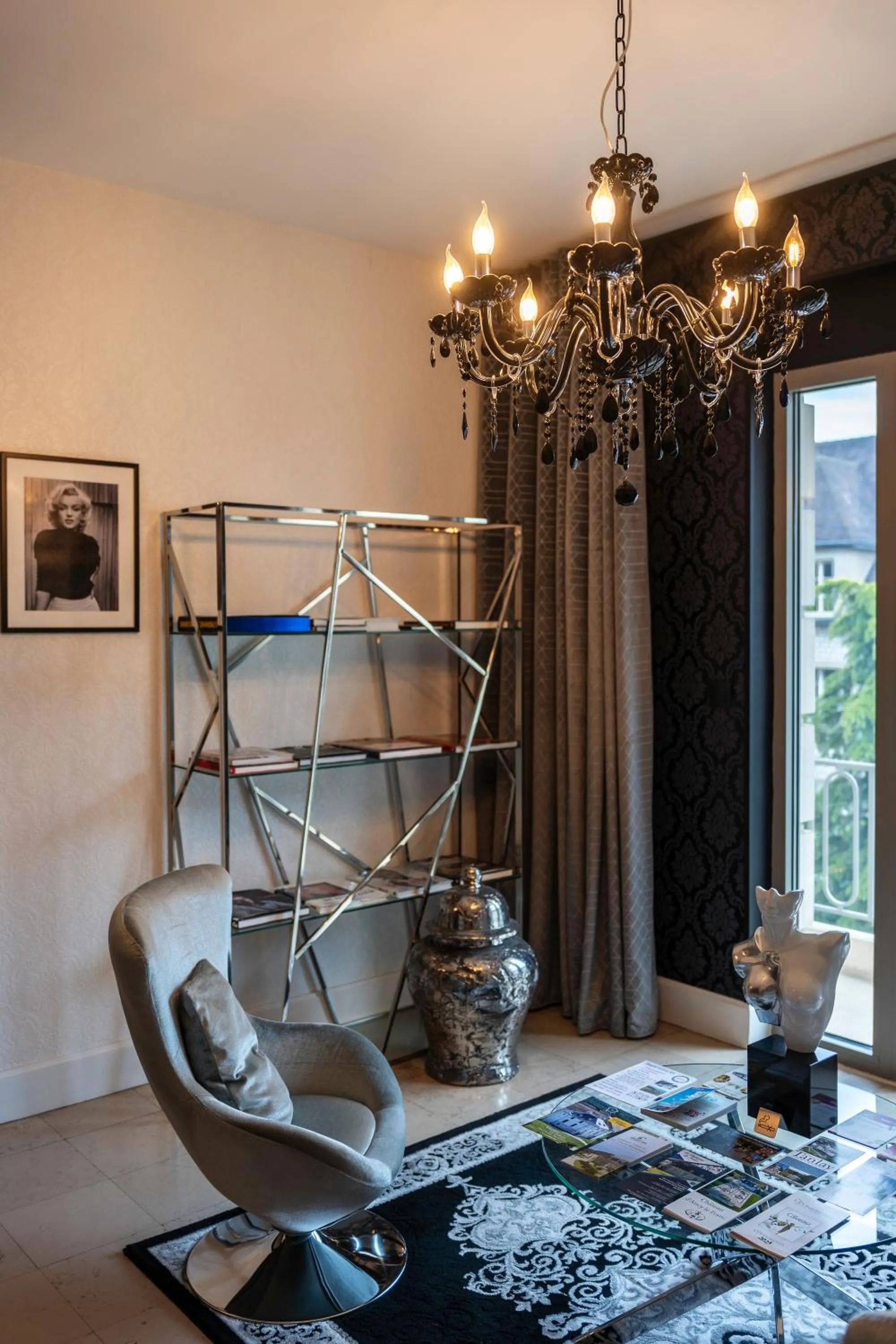 Library in Les Étoiles